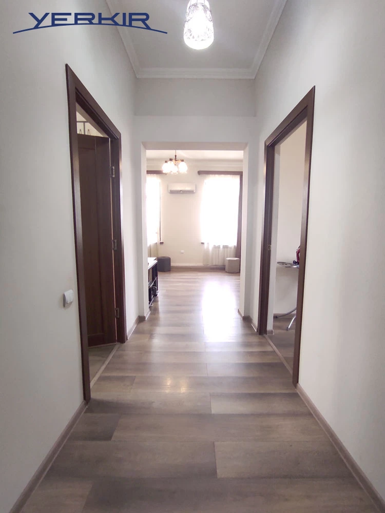 Apartments Code: 10+210371