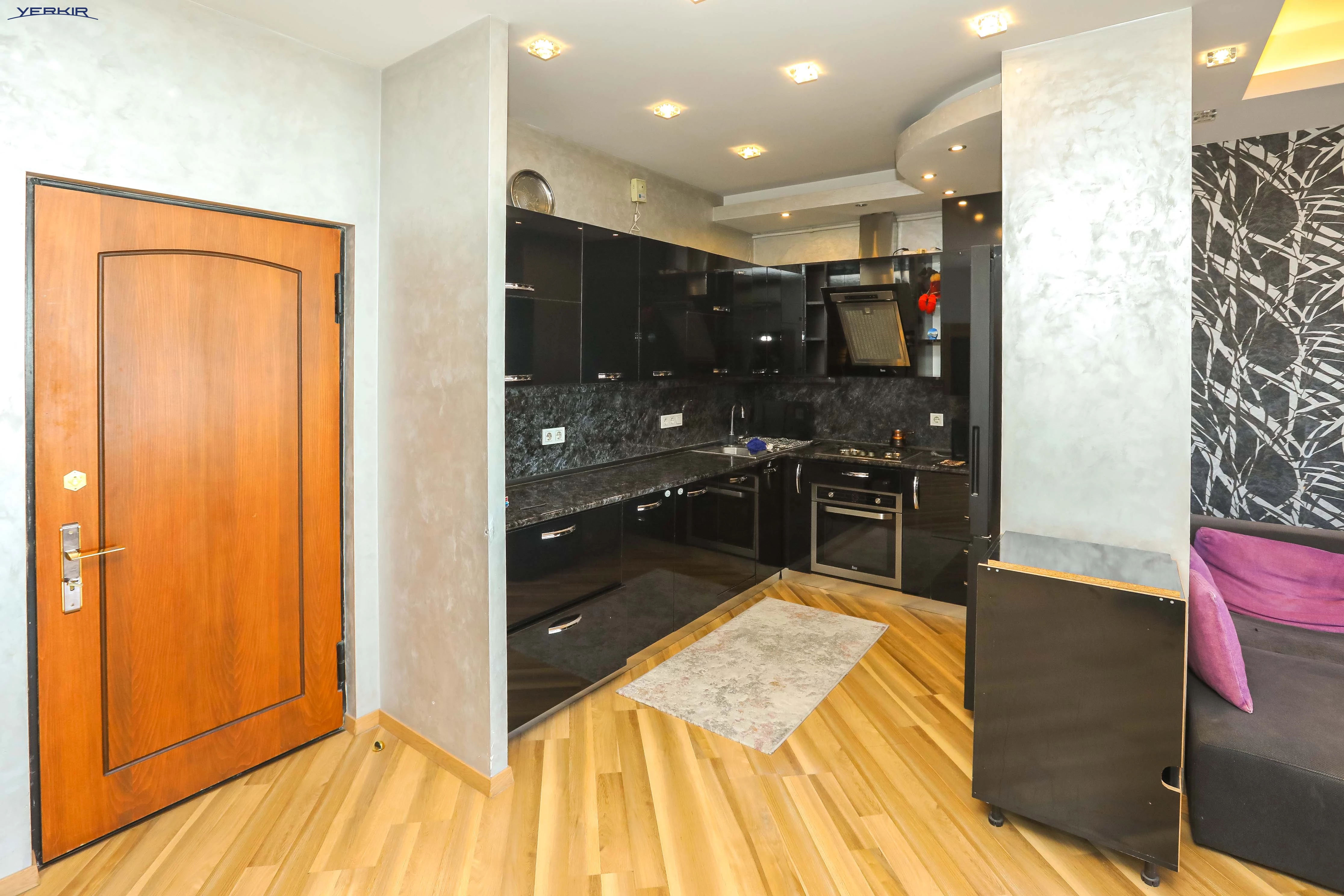 Apartments Code: 10+320880