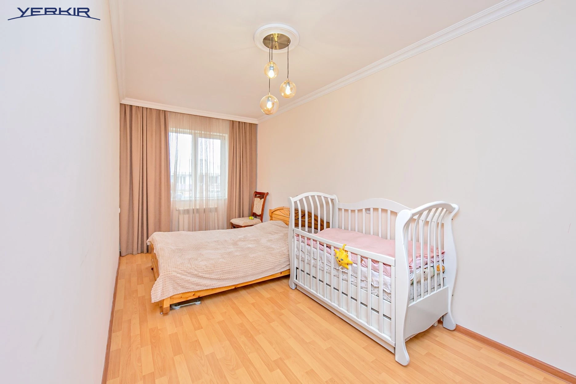 Apartments Code: 9+3737273