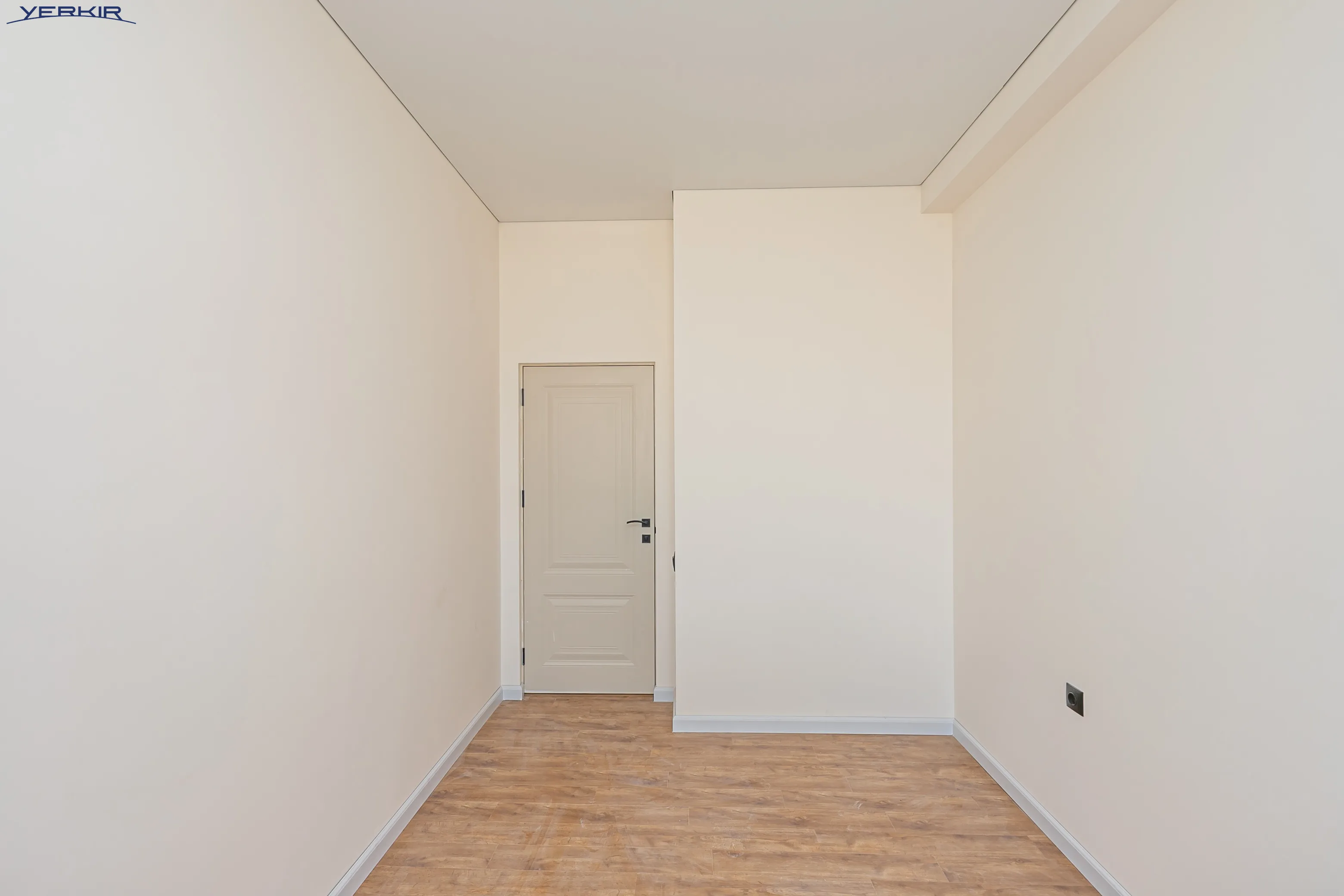 Apartments Code: 5+2454435