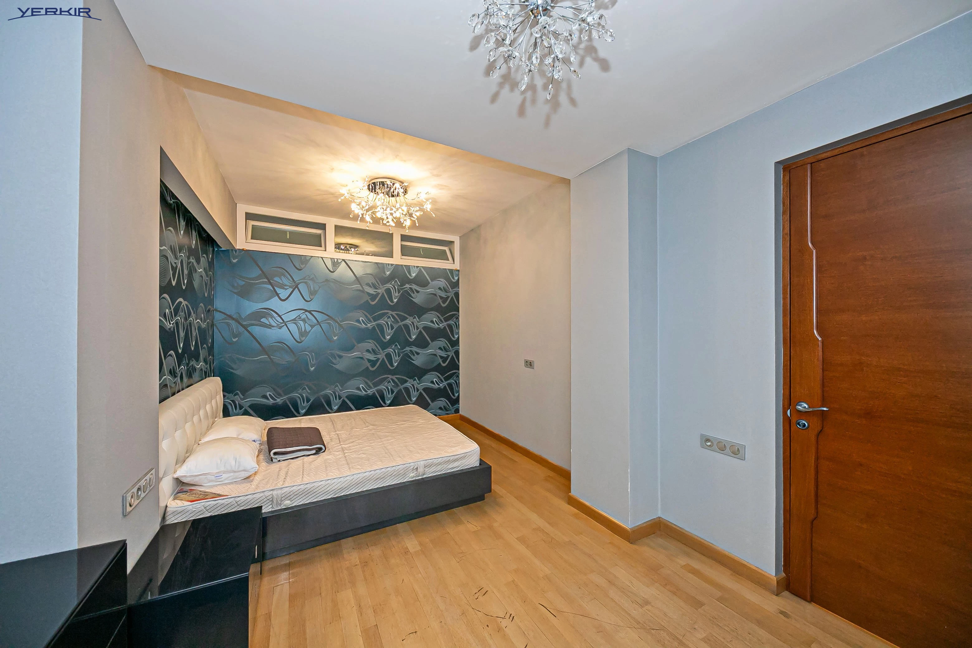 Apartments Code: 9+219804