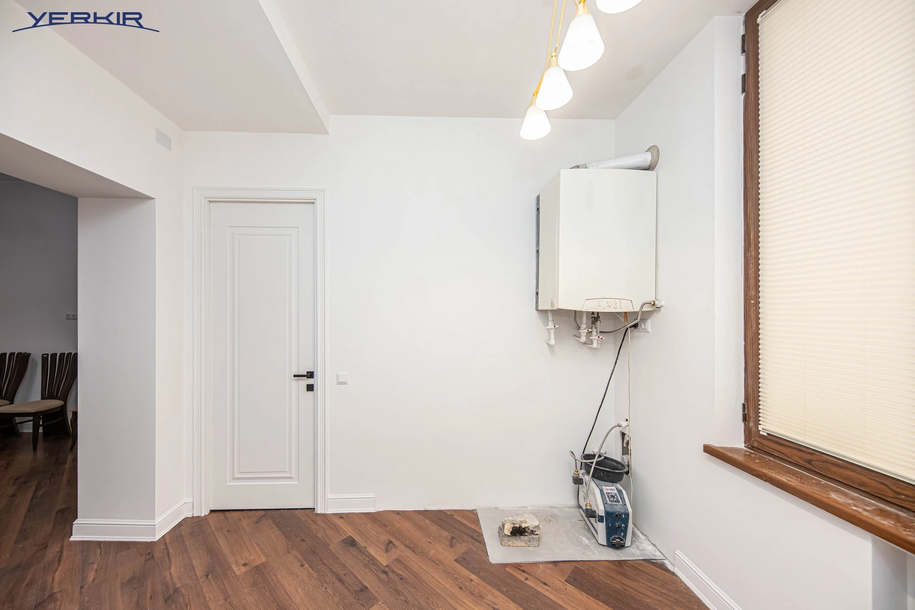 Apartments Code: 5+418467