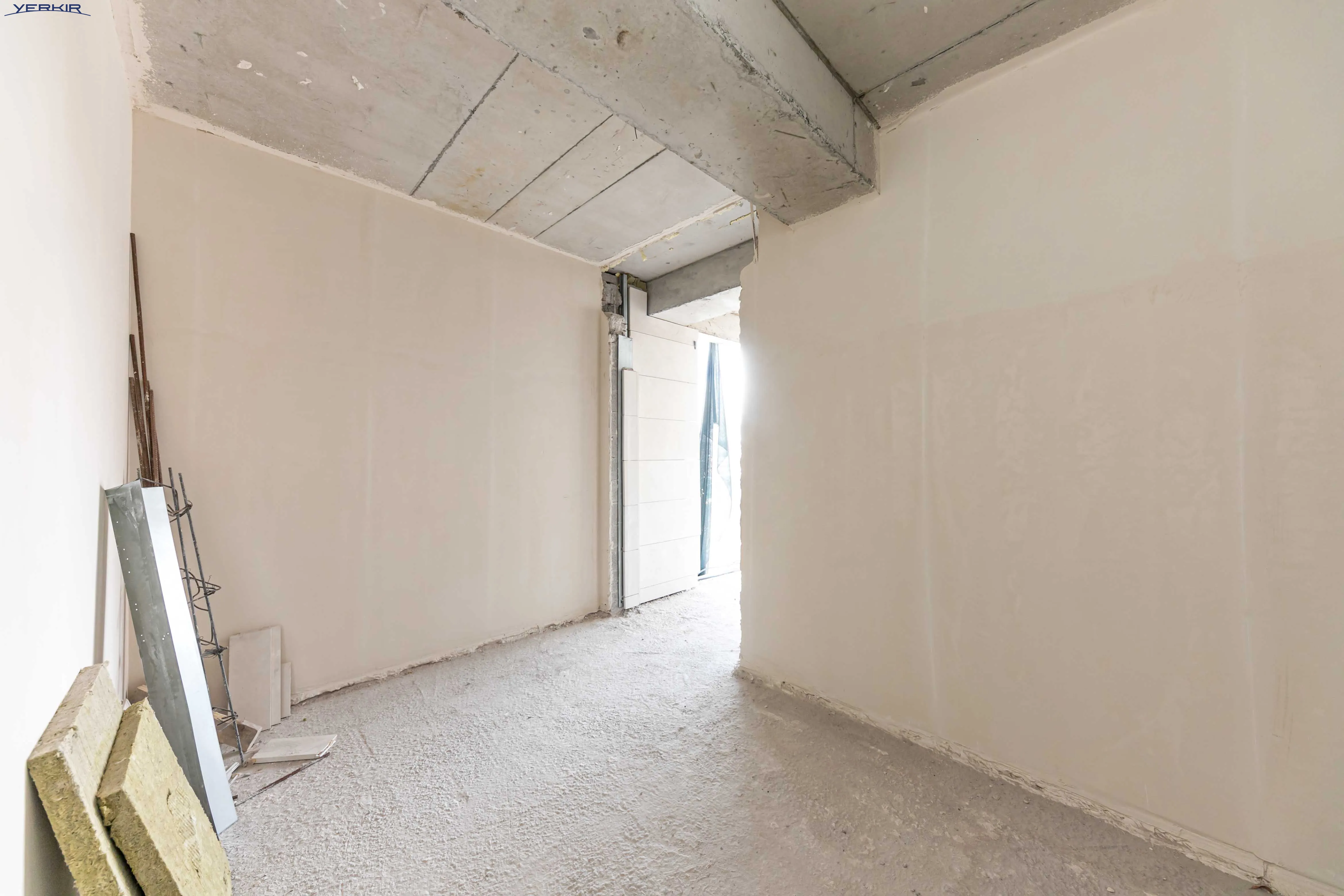 Apartments Code: 9+2388572