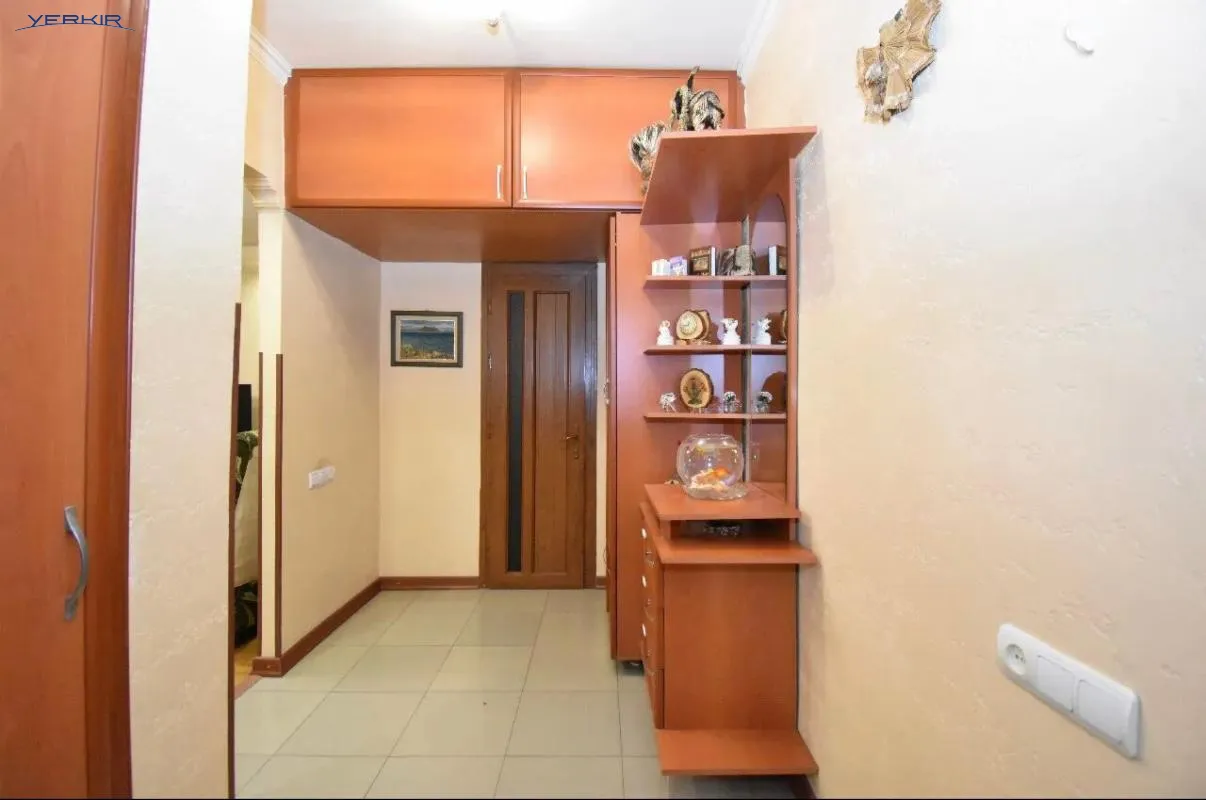 Բնակարաններ Կոդ` 1+4669223