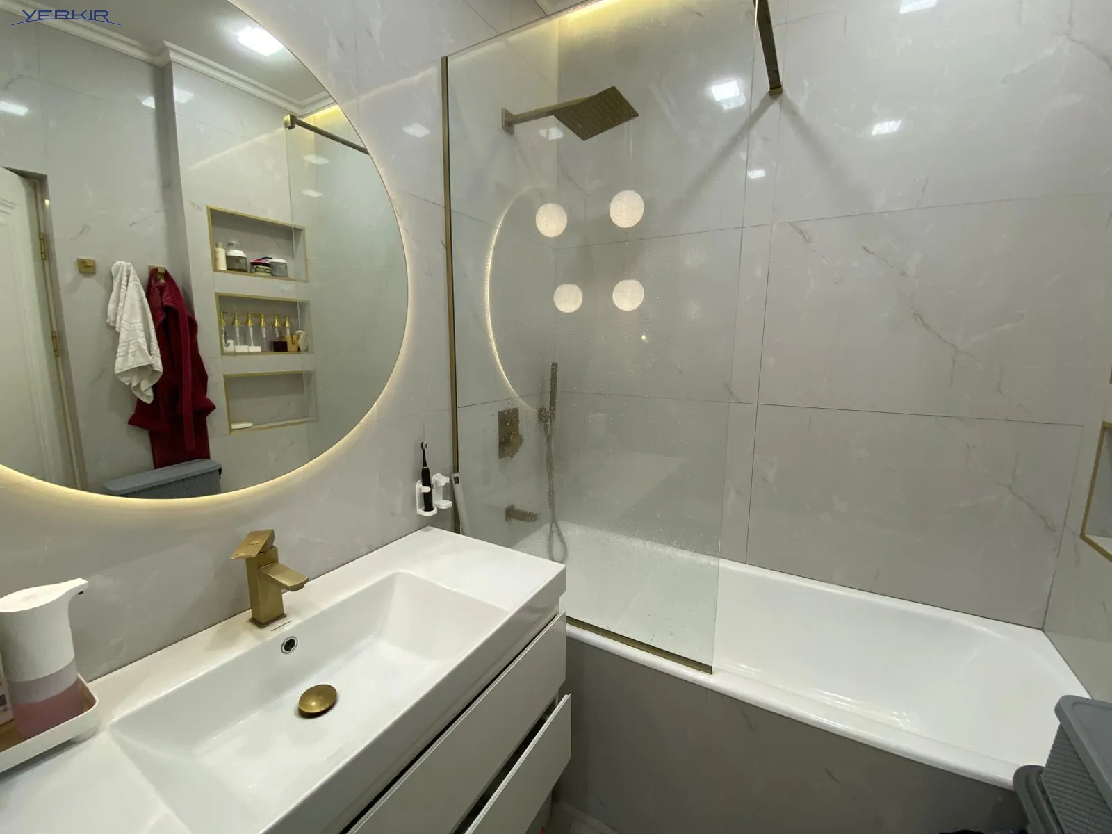 Квартиры Код 3+3800977
