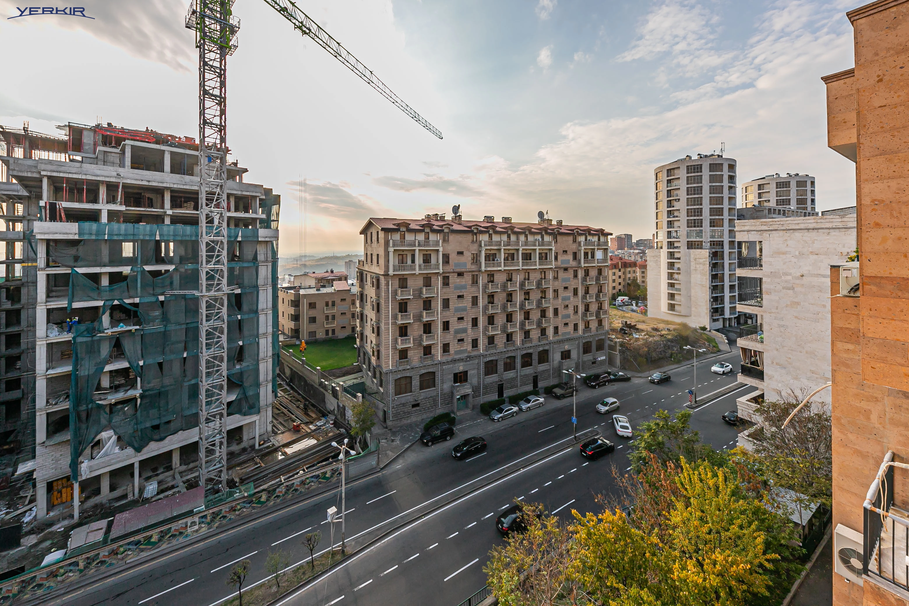 Բնակարաններ Կոդ` 5+320850