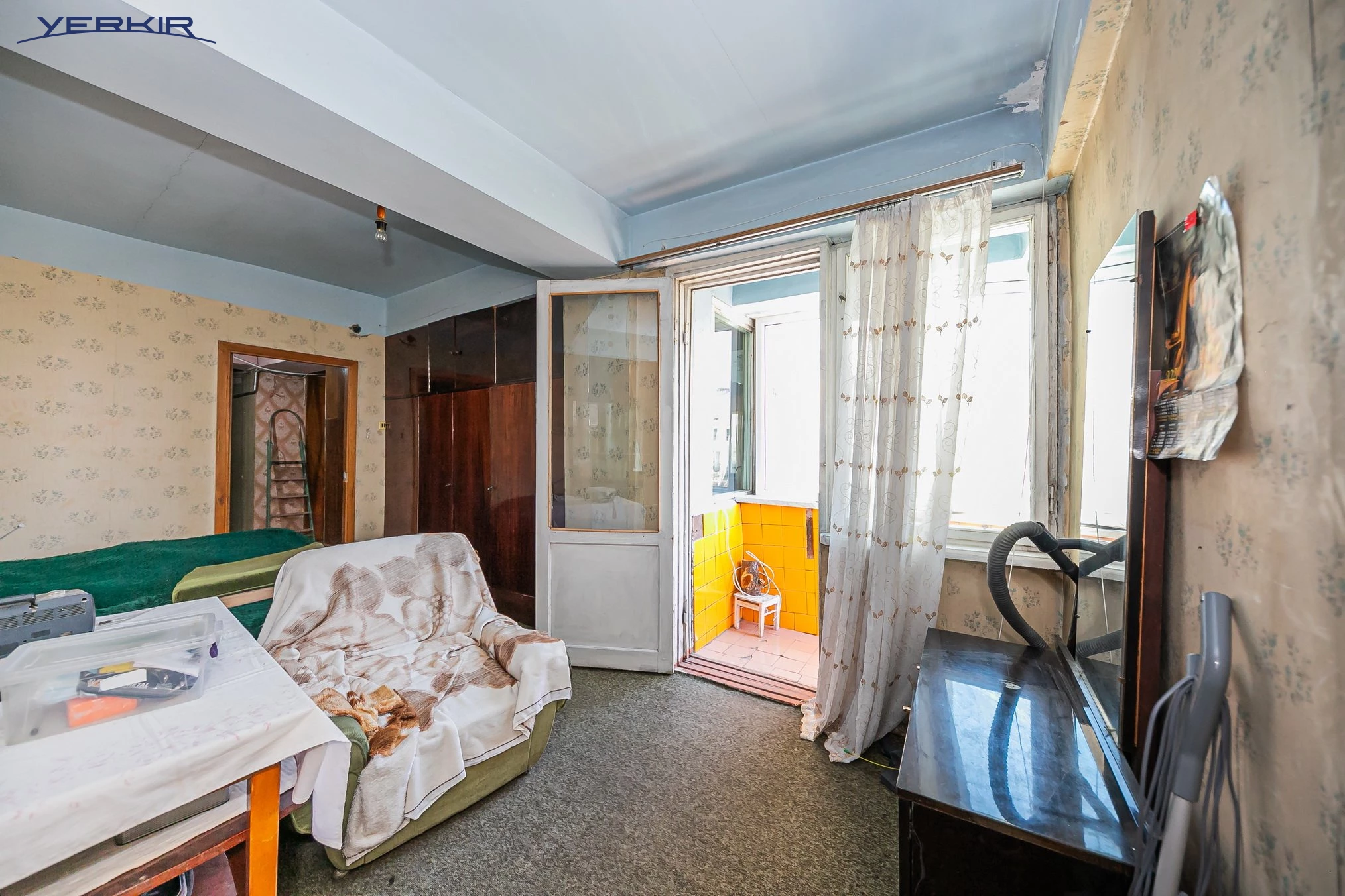 Apartments Code: 9+219460