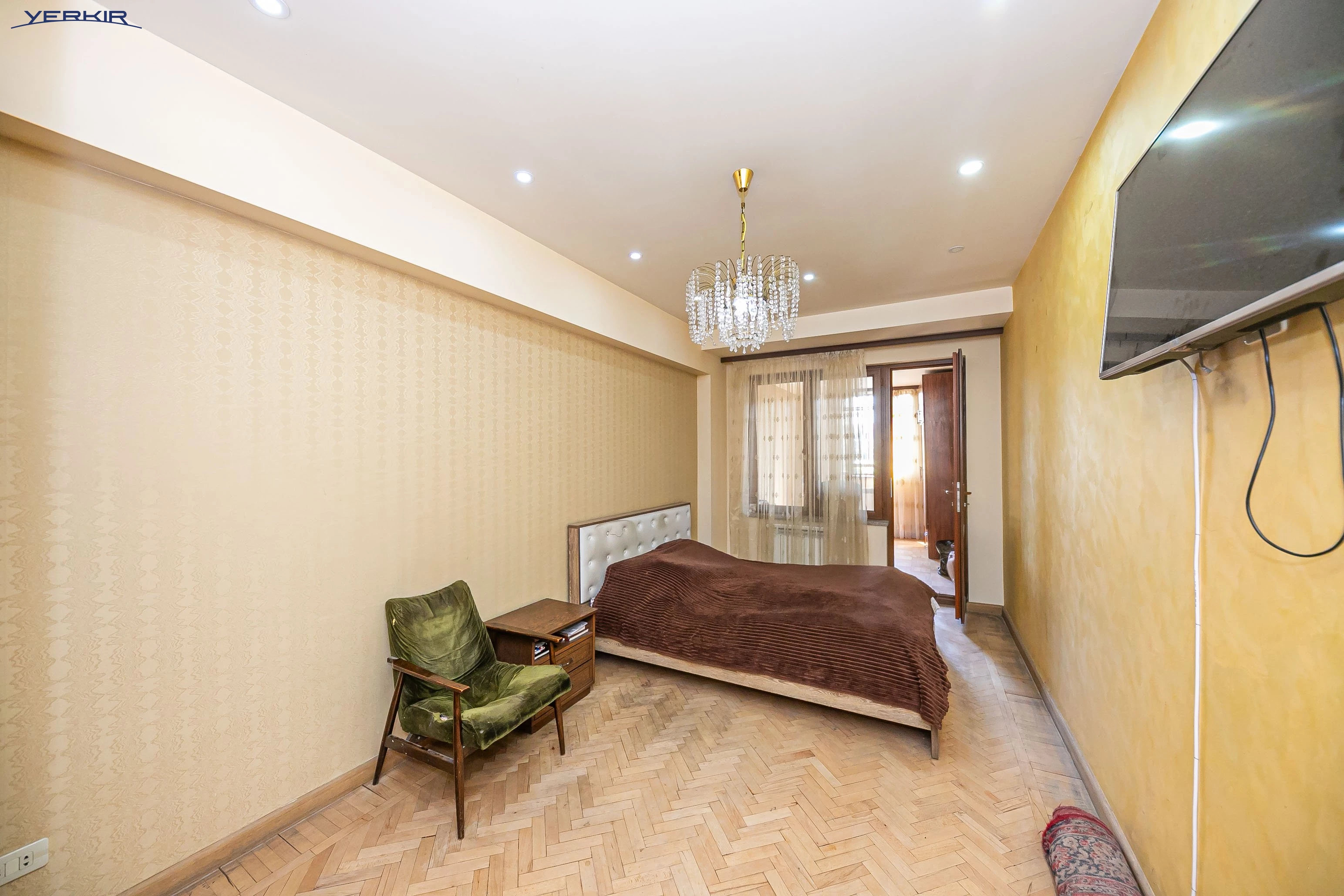 Բնակարաններ Կոդ` 9+4623806