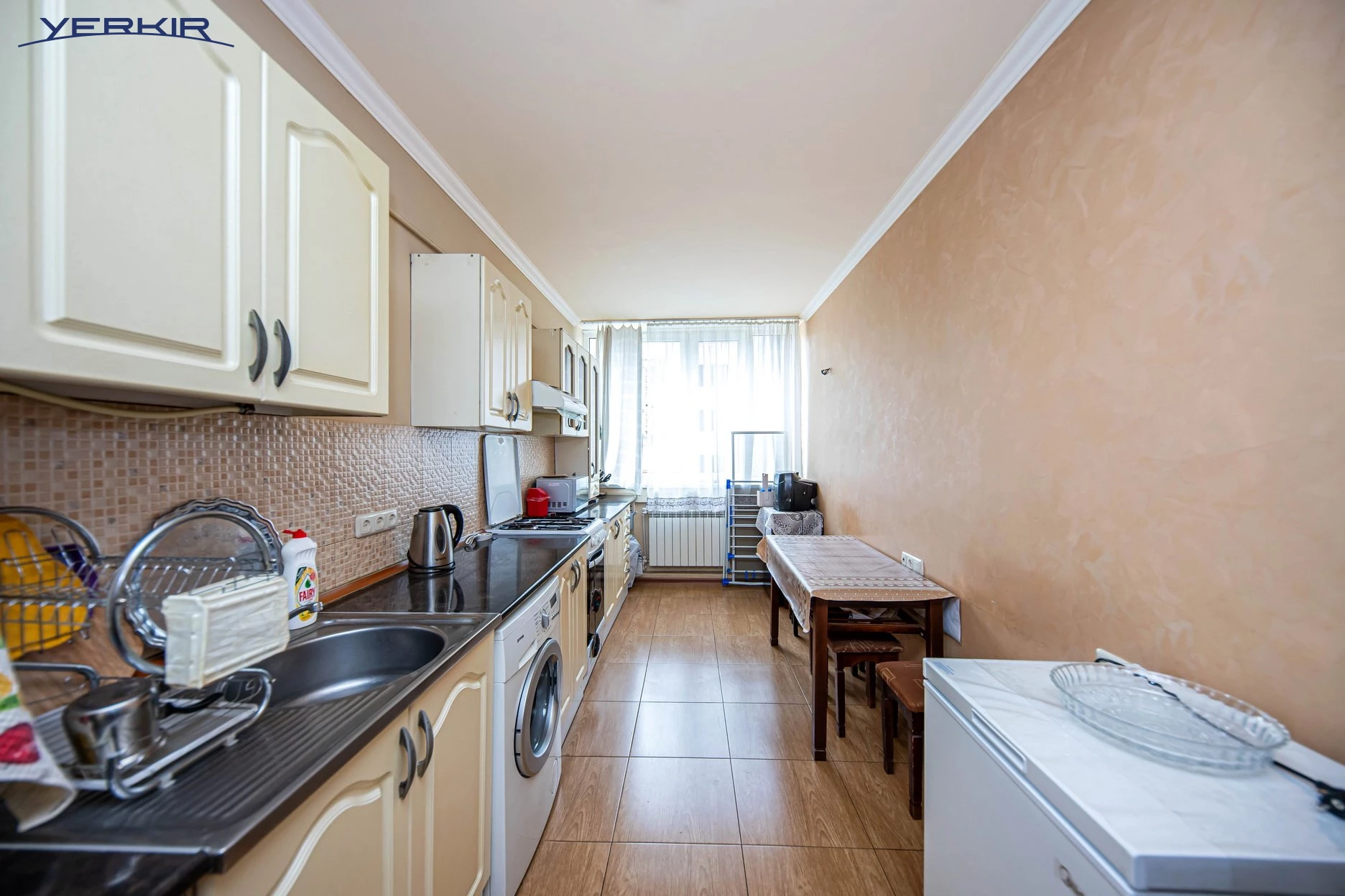 Apartments Code: 9+2520963