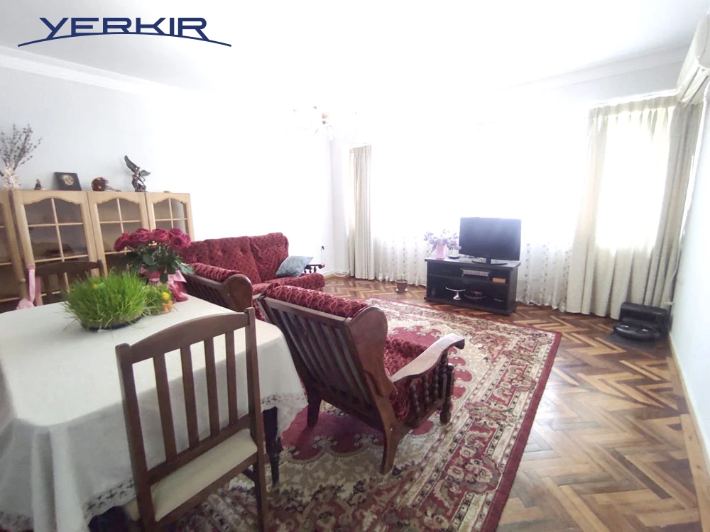 Բնակարաններ Կոդ` 2+403742