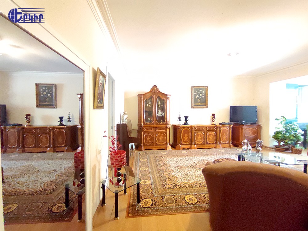 Բնակարաններ Կոդ` 10+21656