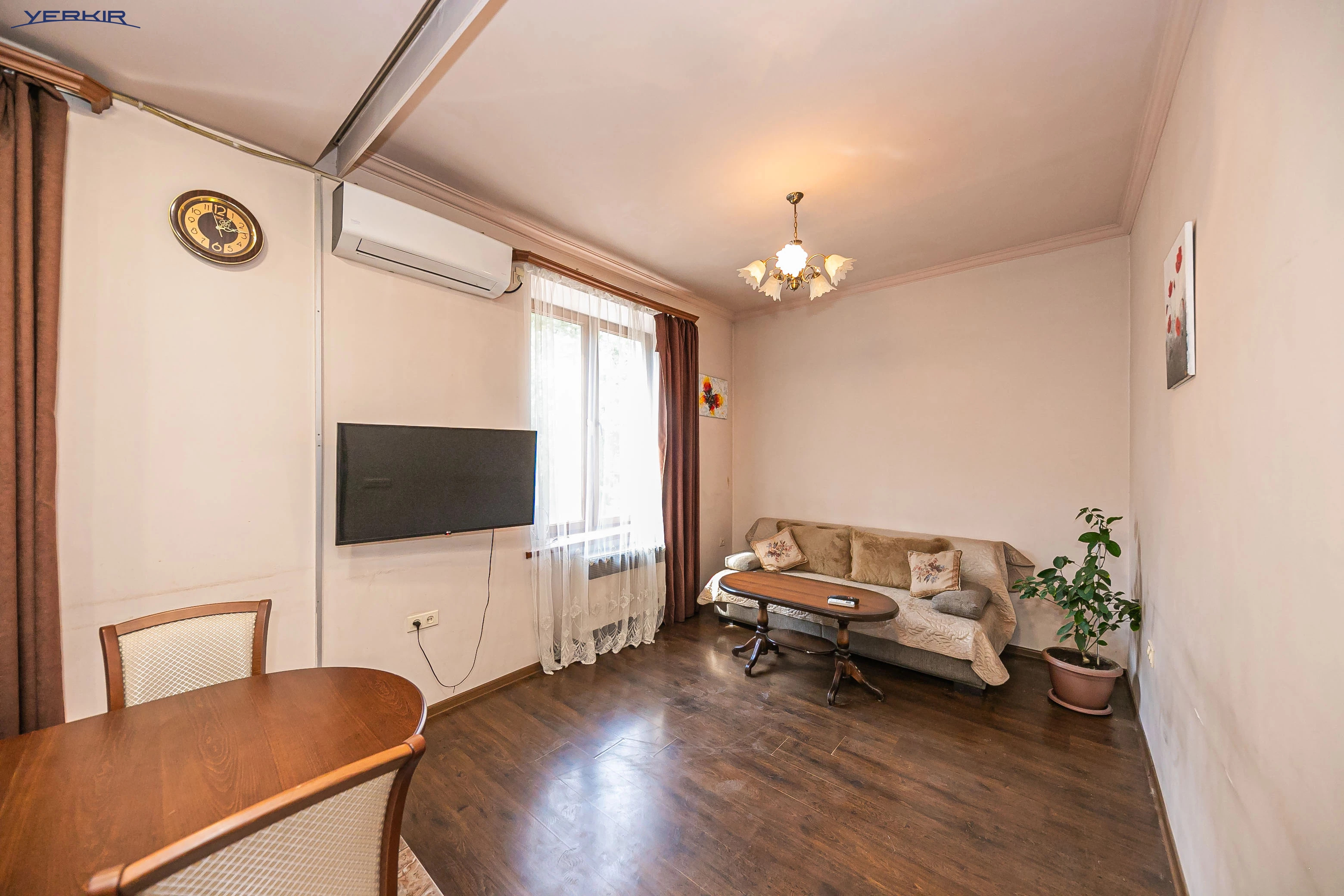 Apartments Code: 1+120218