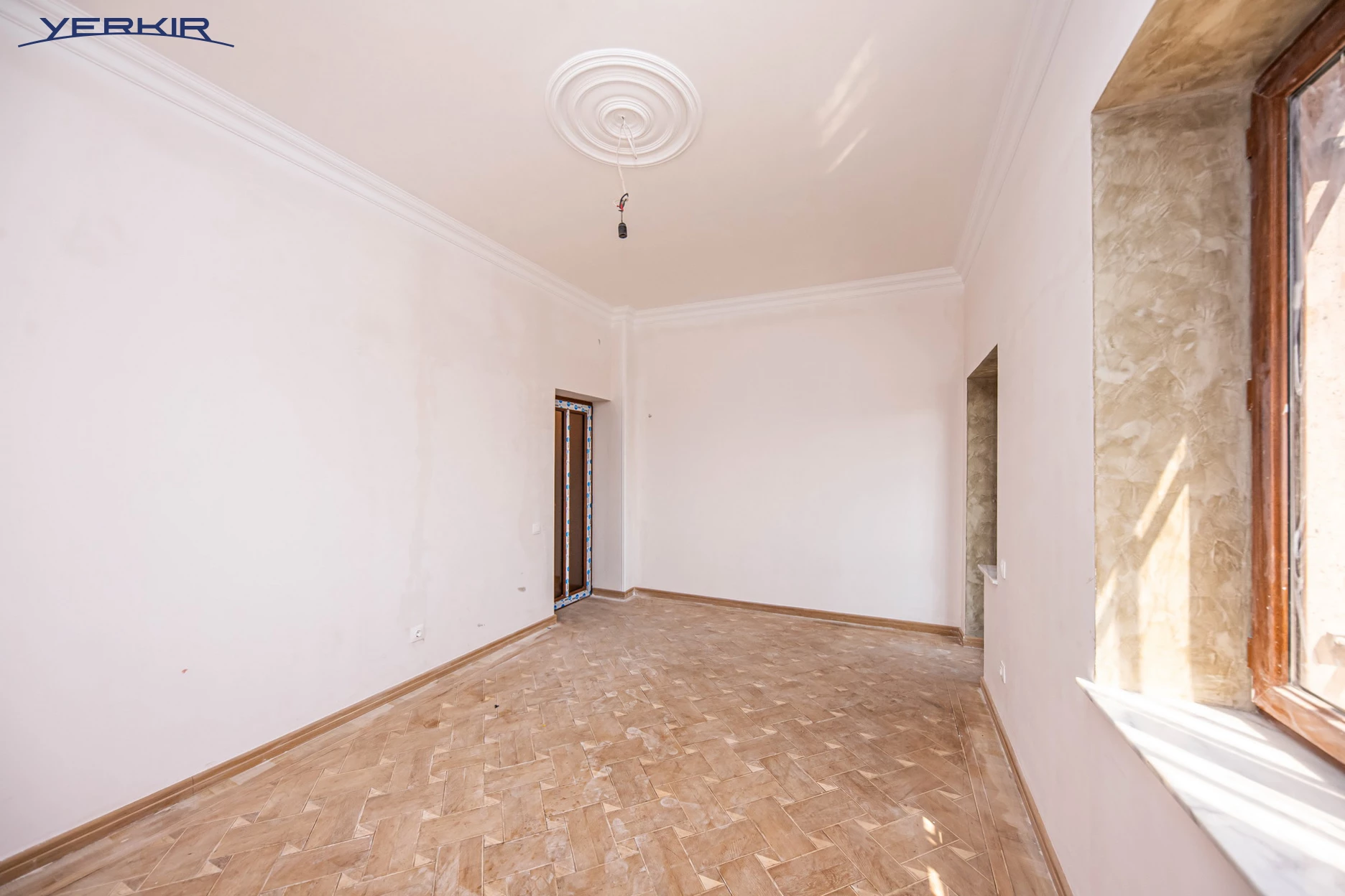 Առանձնատներ Կոդ` 10+512660