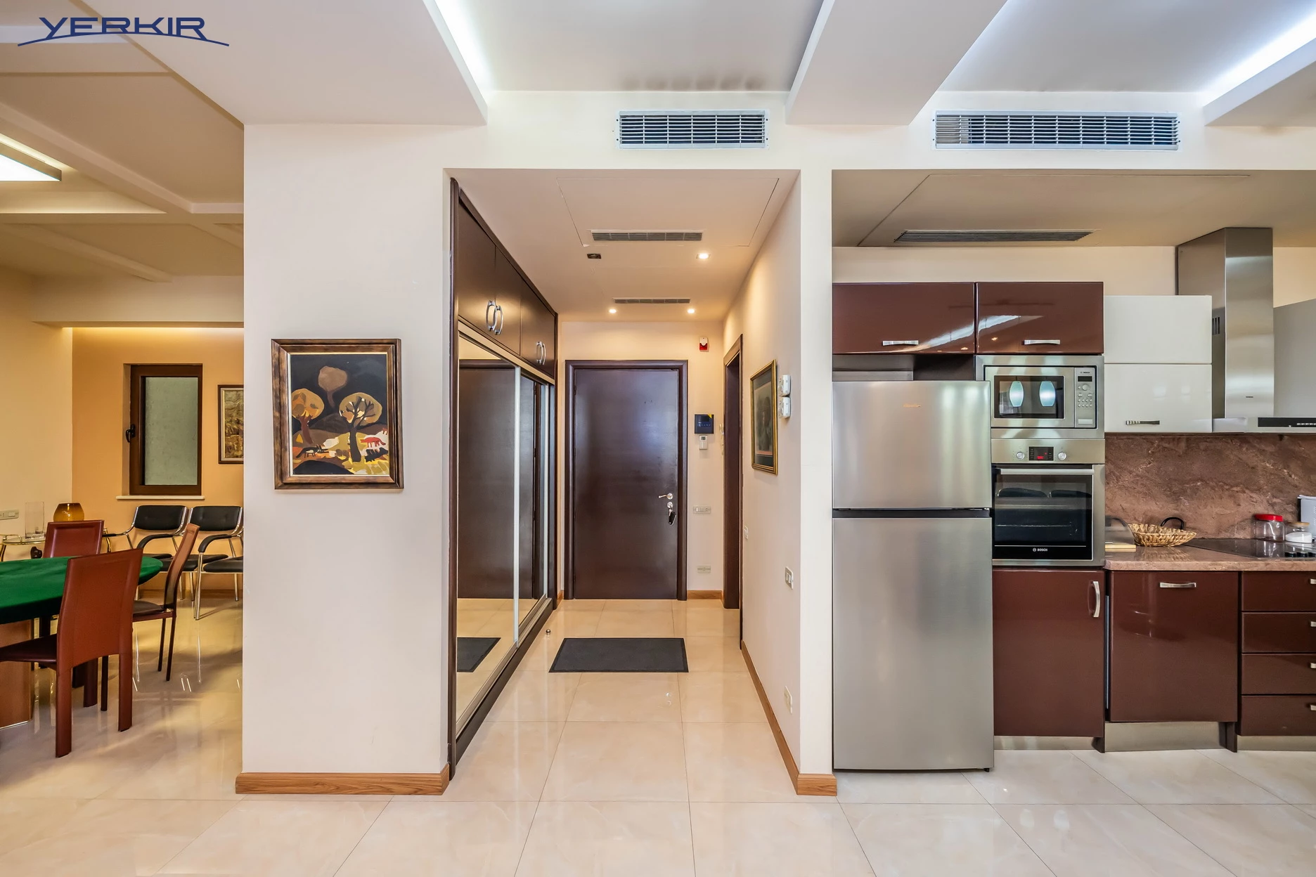 Բնակարաններ Կոդ` 5+316975