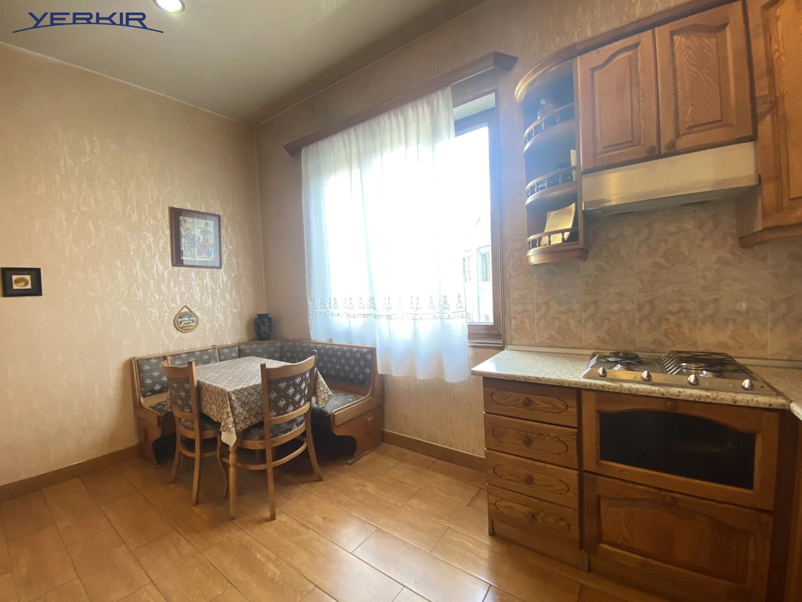 Apartments Code: 5+315379