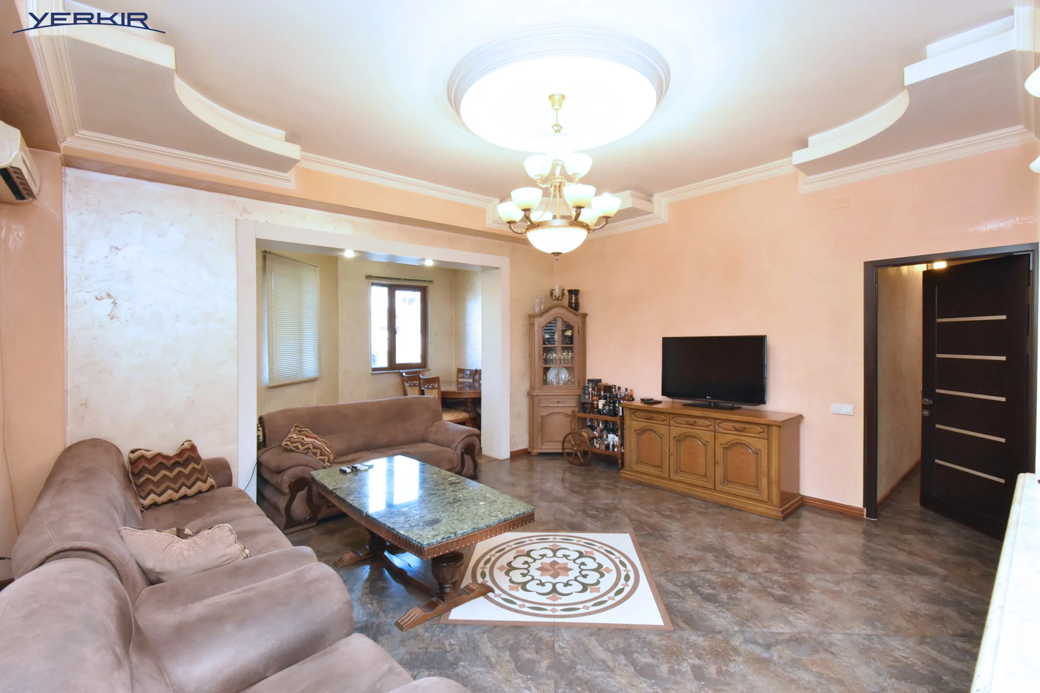 Apartments Code: 5+319464