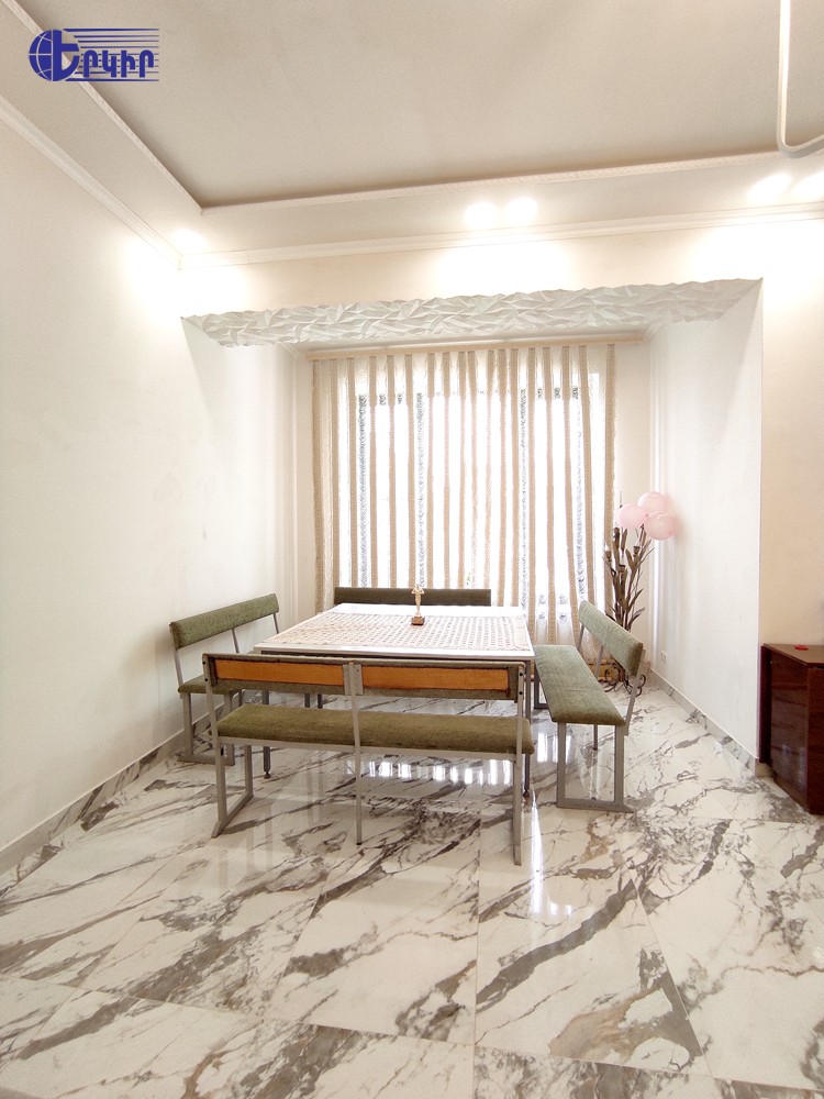 Дома Код 4+503077