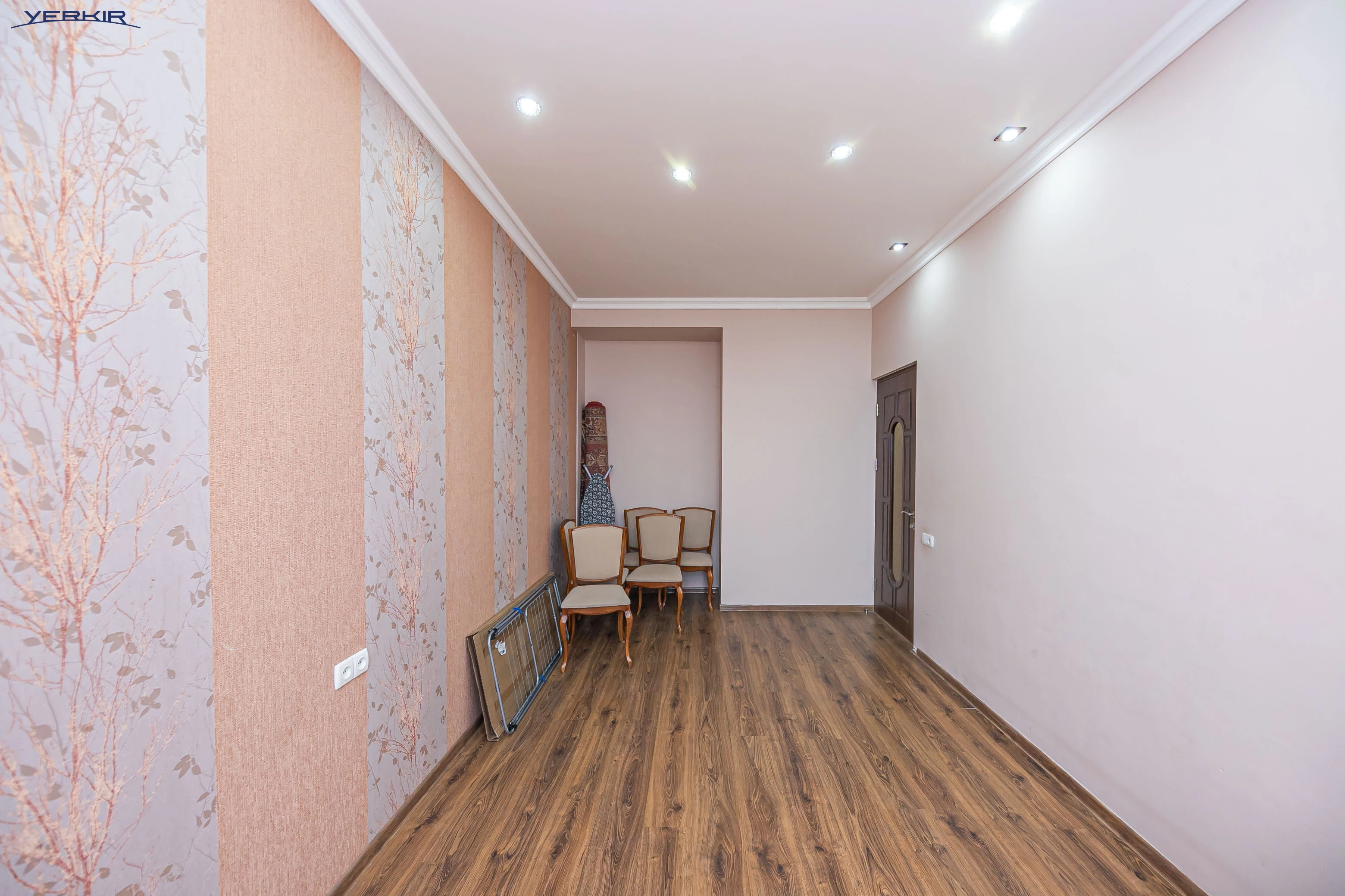 Apartments Code: 5+321526
