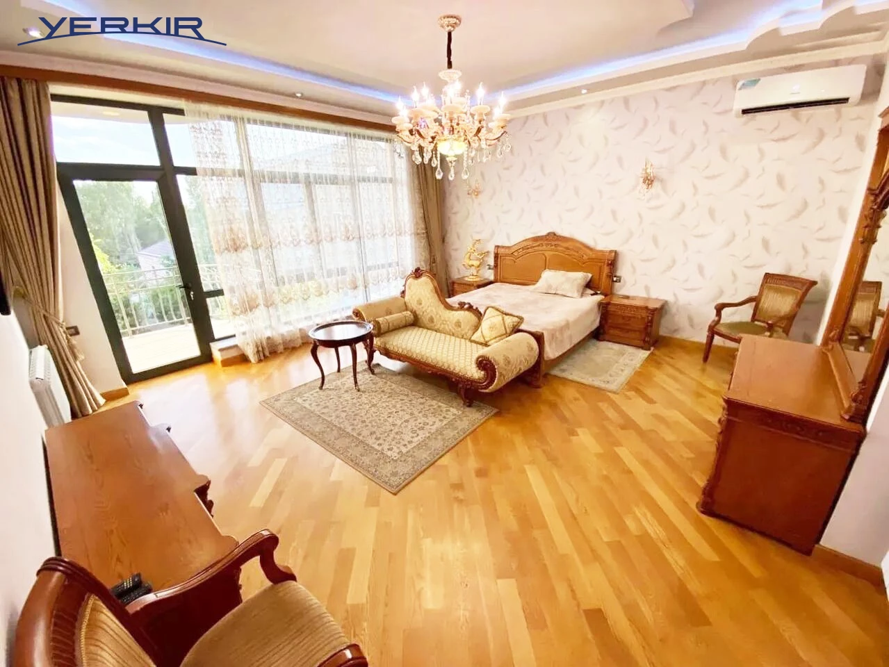 Առանձնատներ Կոդ` 9+518540