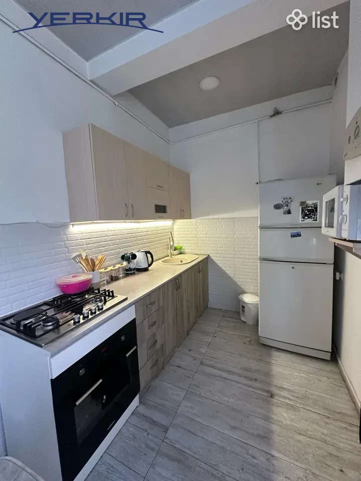 Բնակարաններ Կոդ` 10+319981