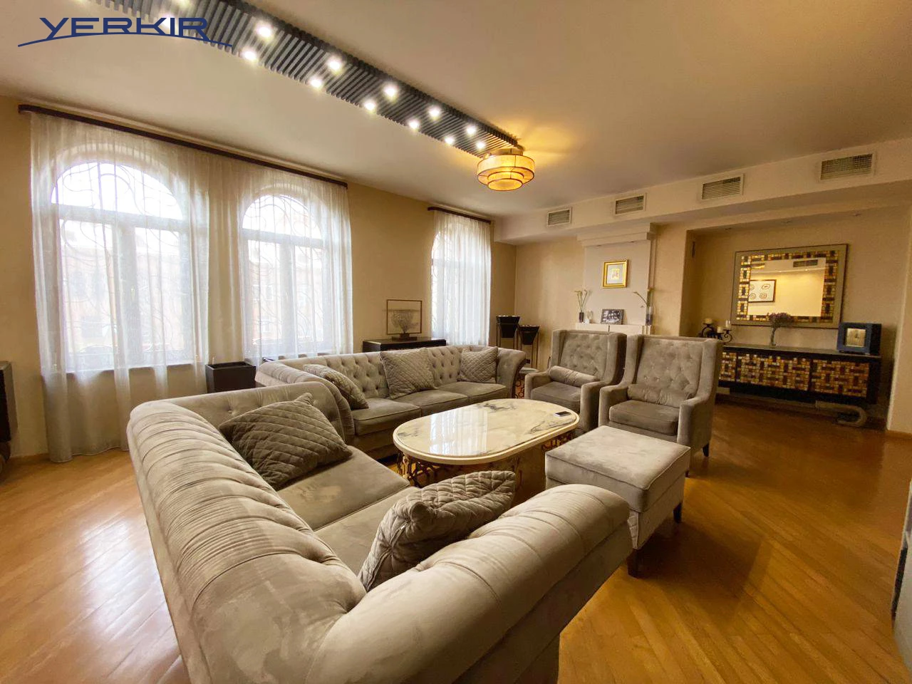 Apartments Code: 9+816390