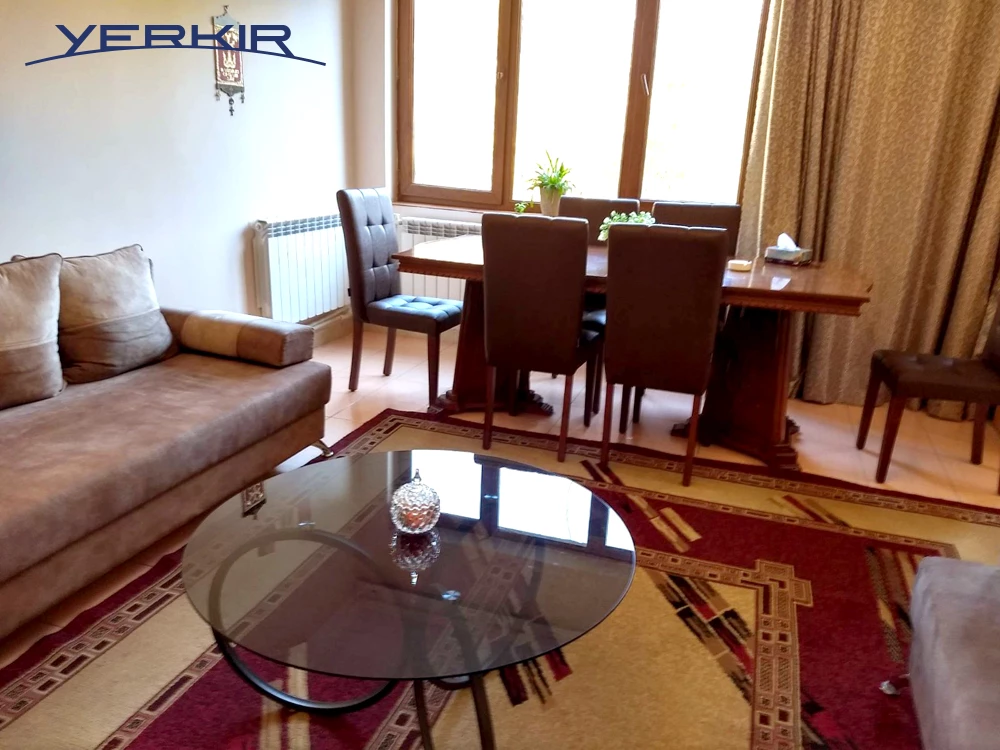 Բնակարաններ Կոդ` 5+208682