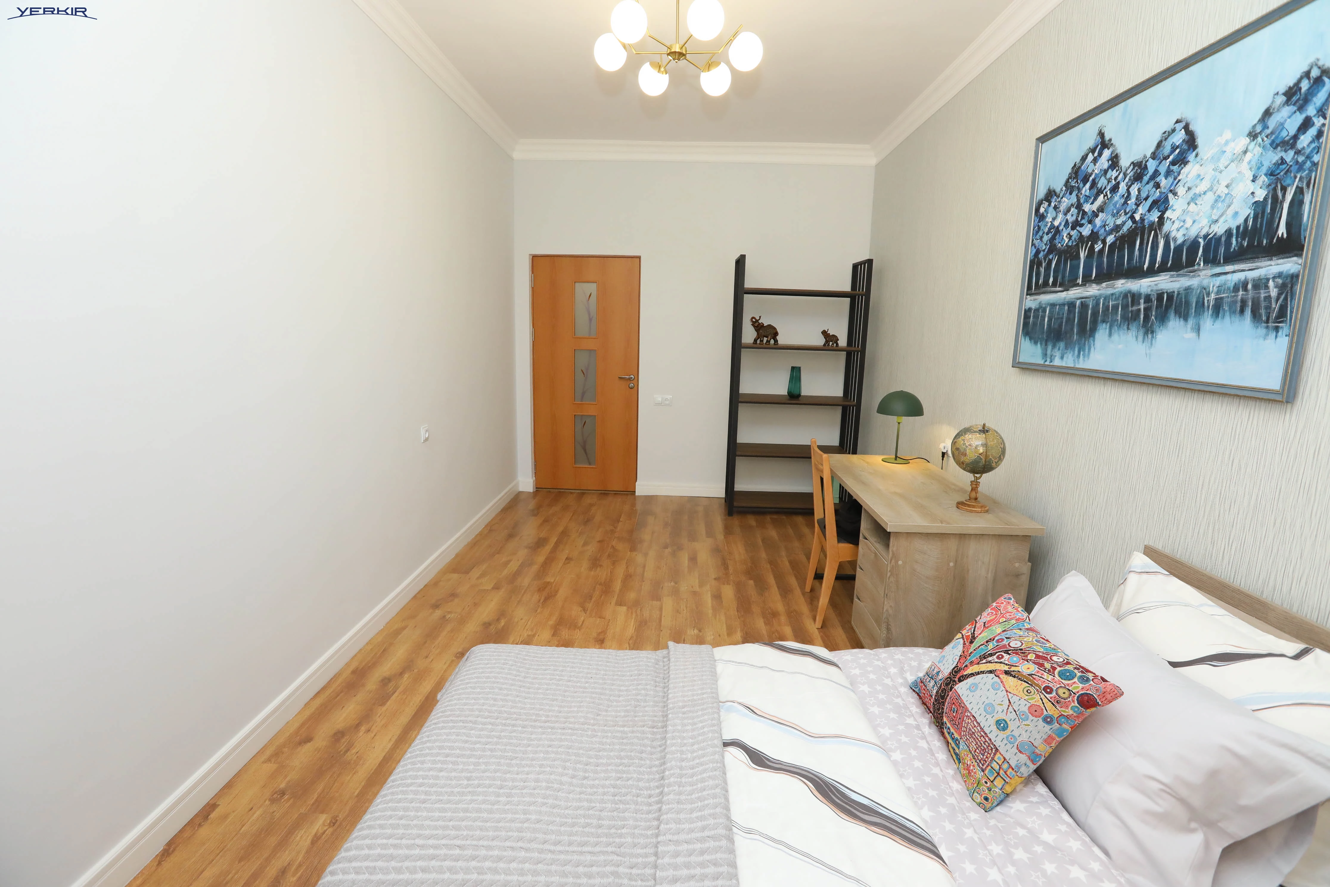 Apartments Code: 9+419769