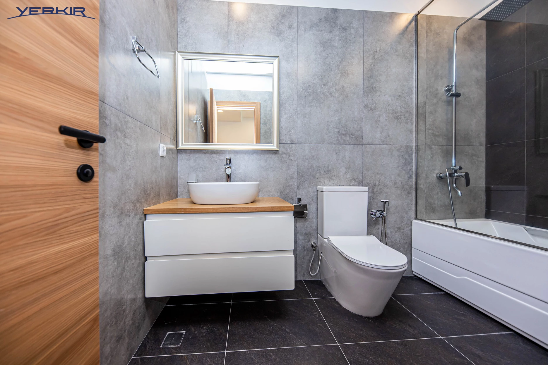 Առանձնատներ Կոդ` 5+513738