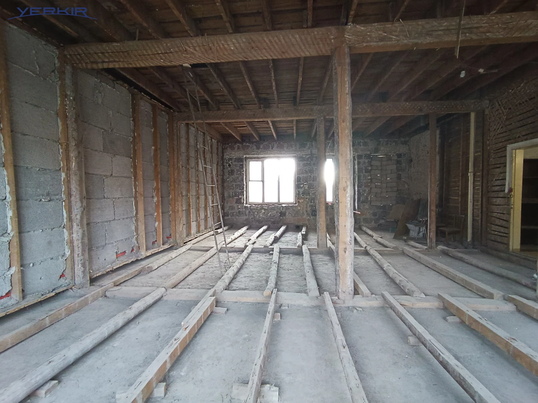 Apartments Code: 9+313729