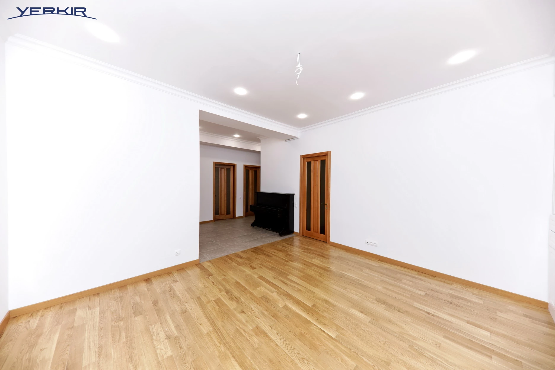 Բնակարաններ Կոդ` 5+305566