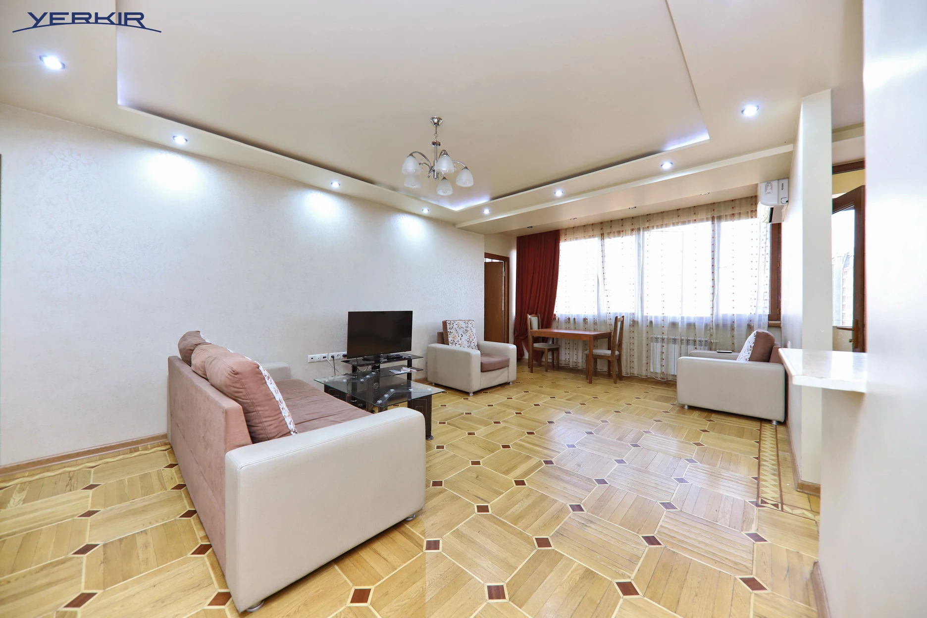 Apartments Code: 5+213774