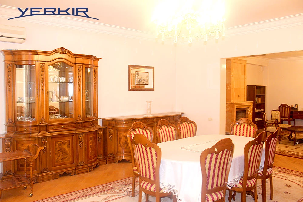 Apartments Code: 9+310587