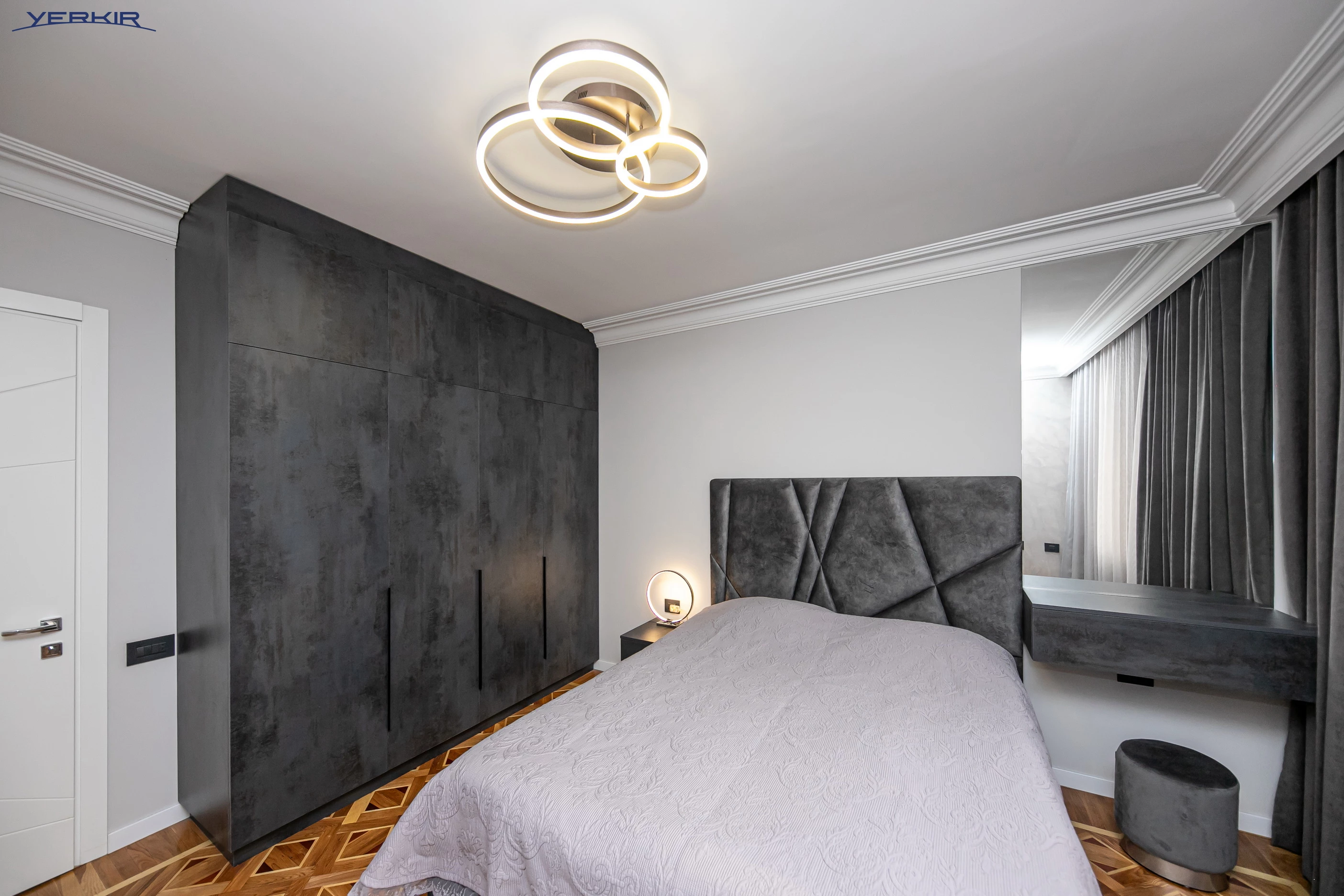 Apartments Code: 5+316054