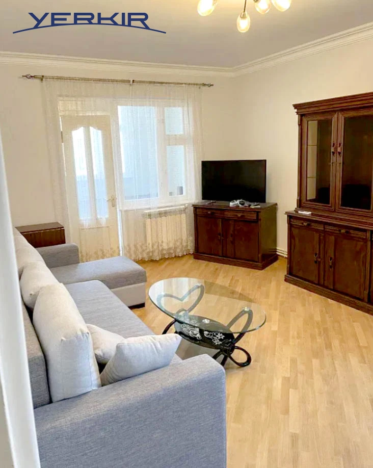 Apartments Code: 10+210756