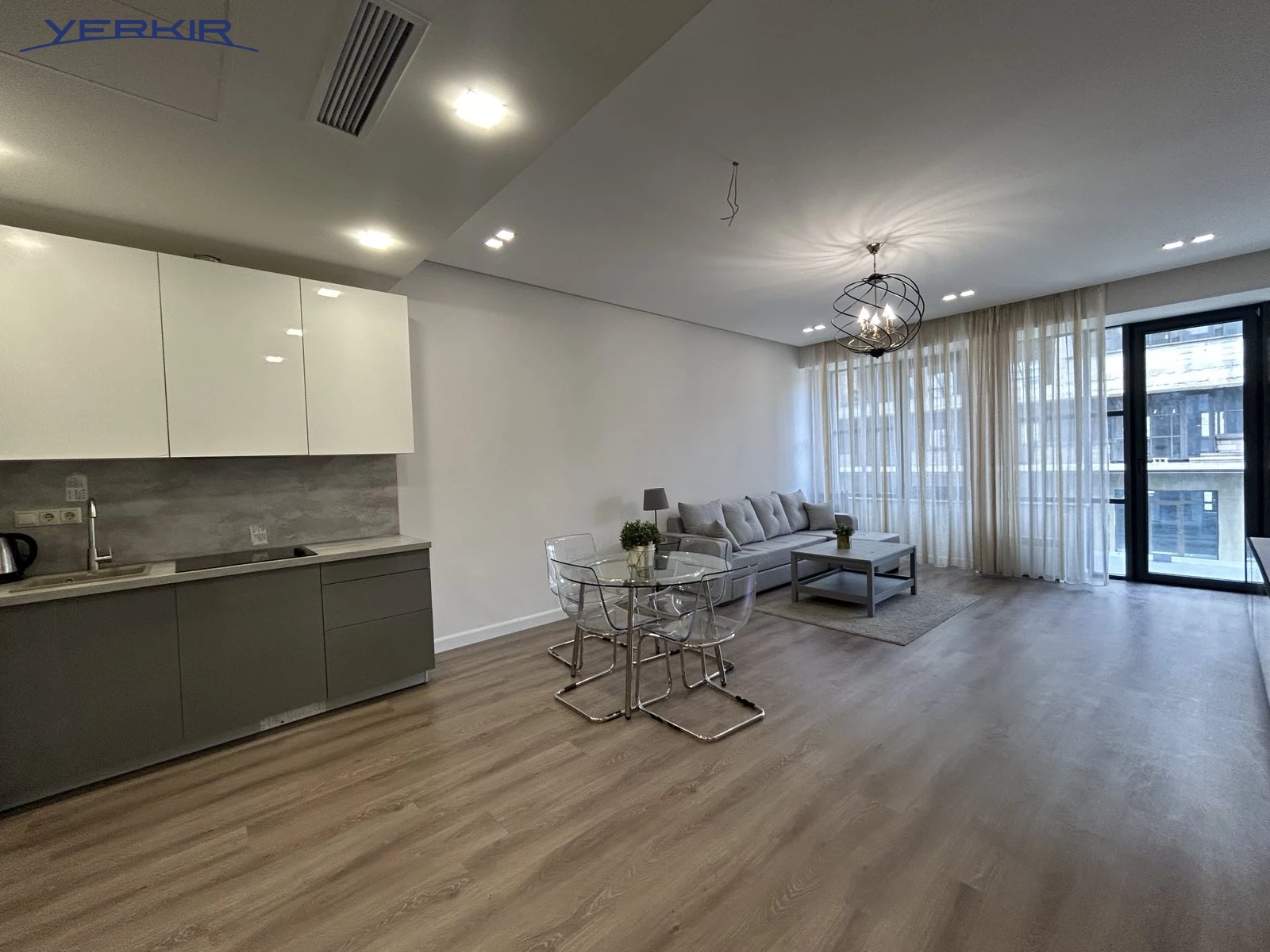 Բնակարաններ Կոդ` 2+218022