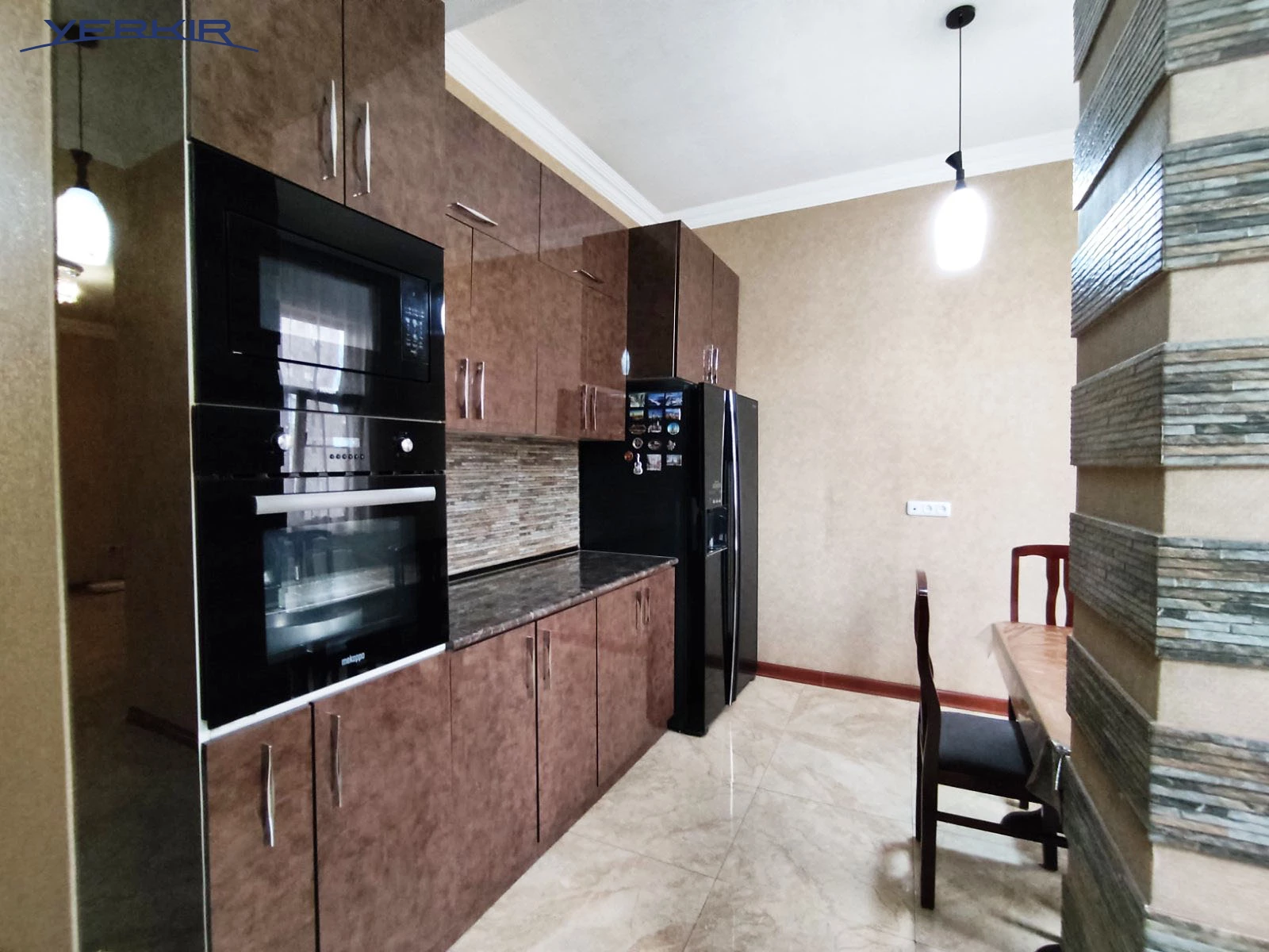 Apartments Code: 9+313008