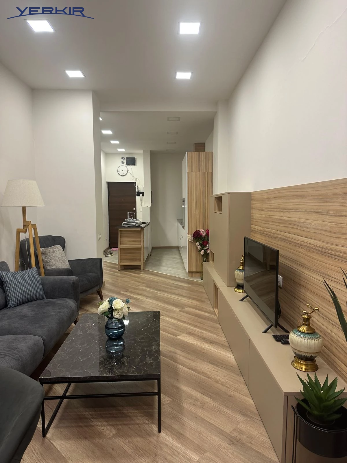 Բնակարաններ Կոդ` 1+219406