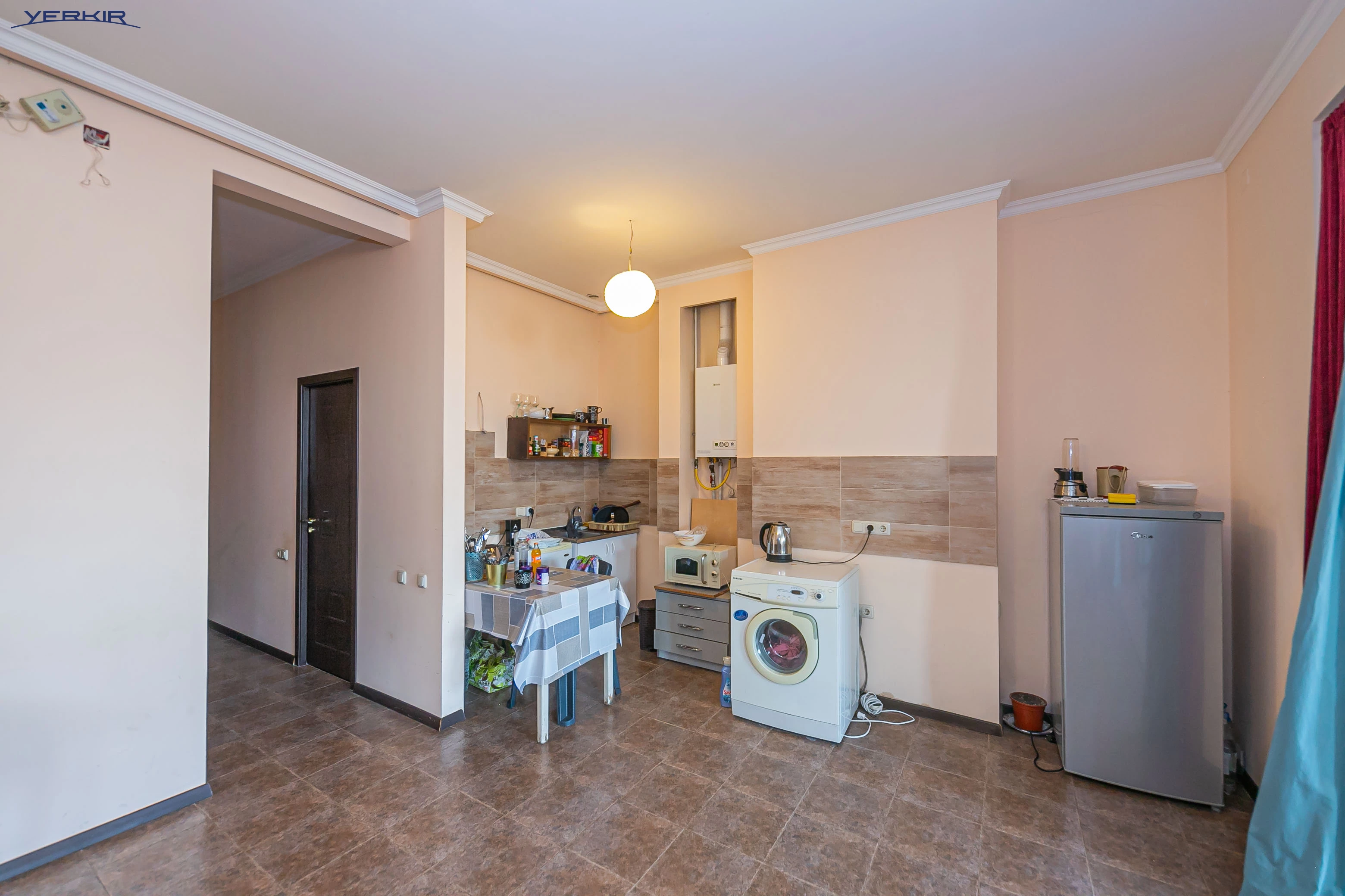 Apartments Code: 5+321677