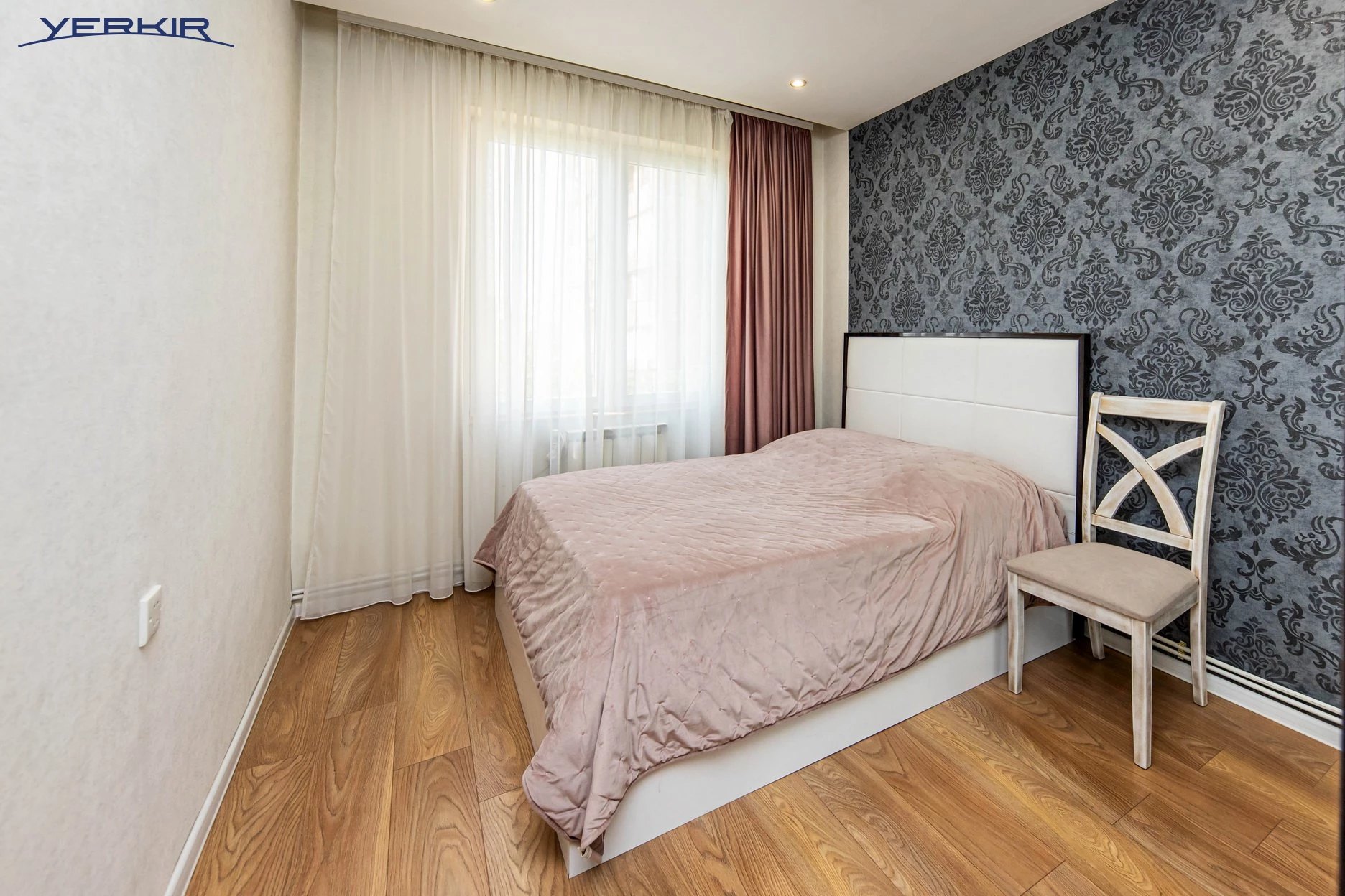 Apartments Code: 2+2282881