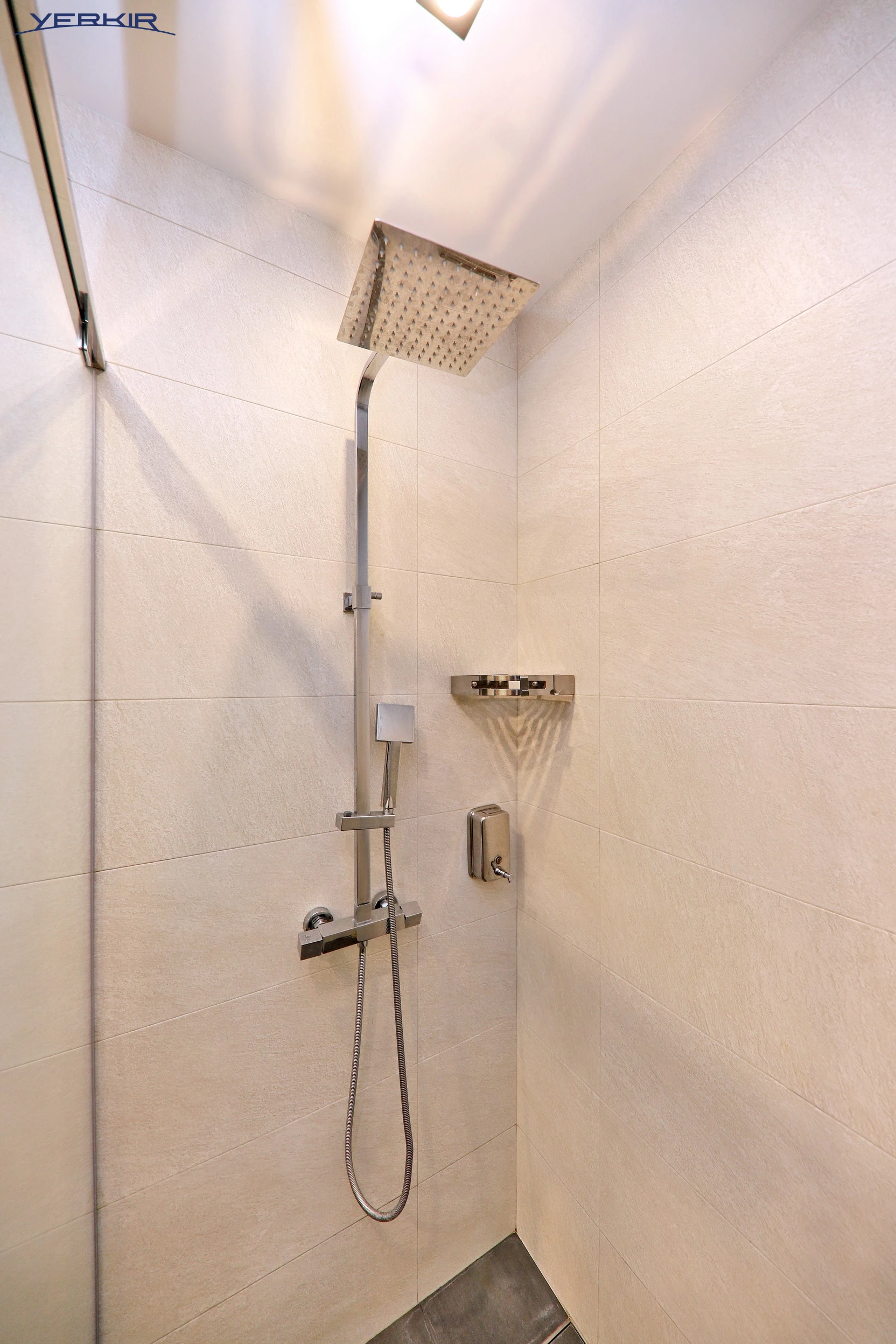 Apartments Code: 5+312443