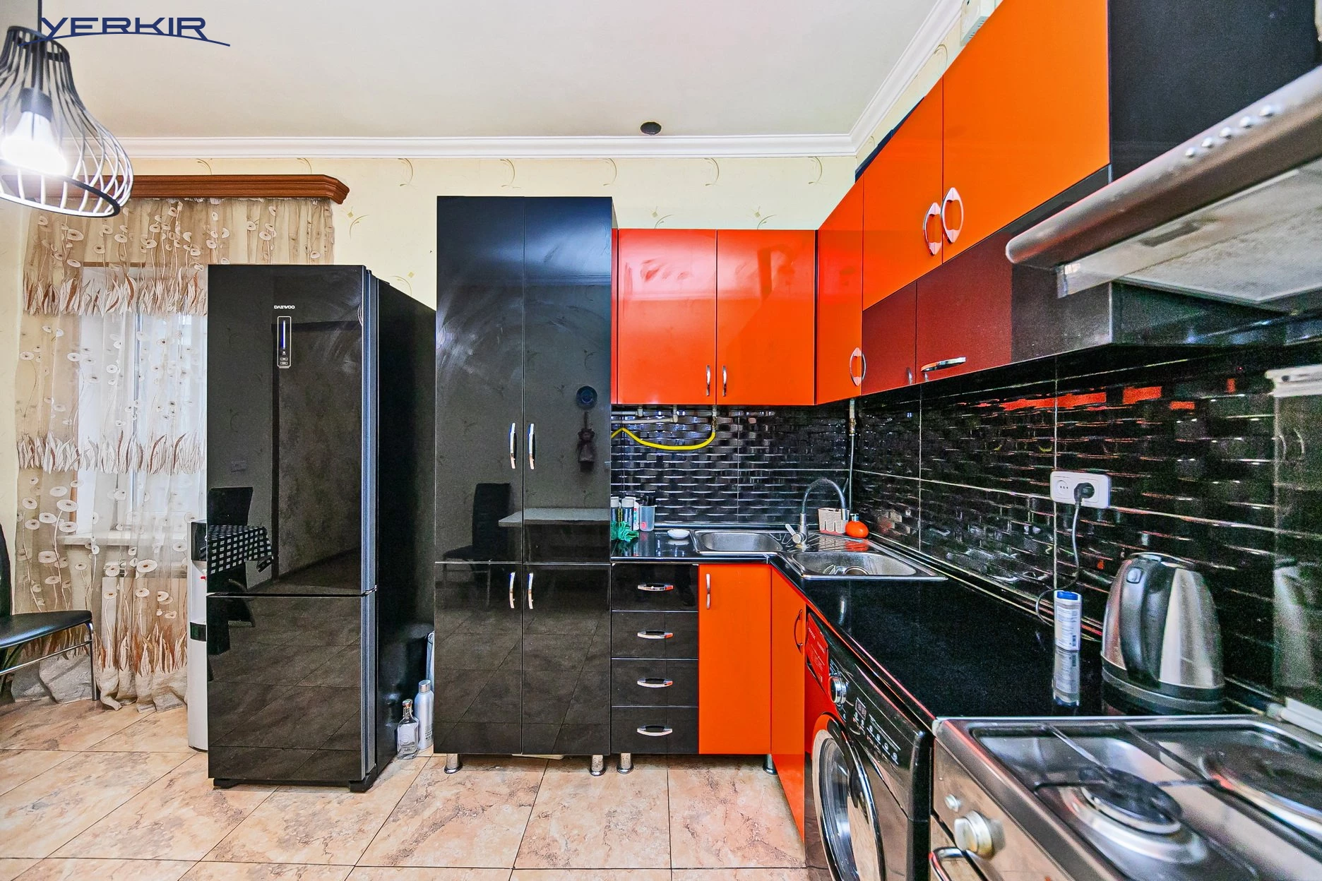 Houses Code: 8+517854