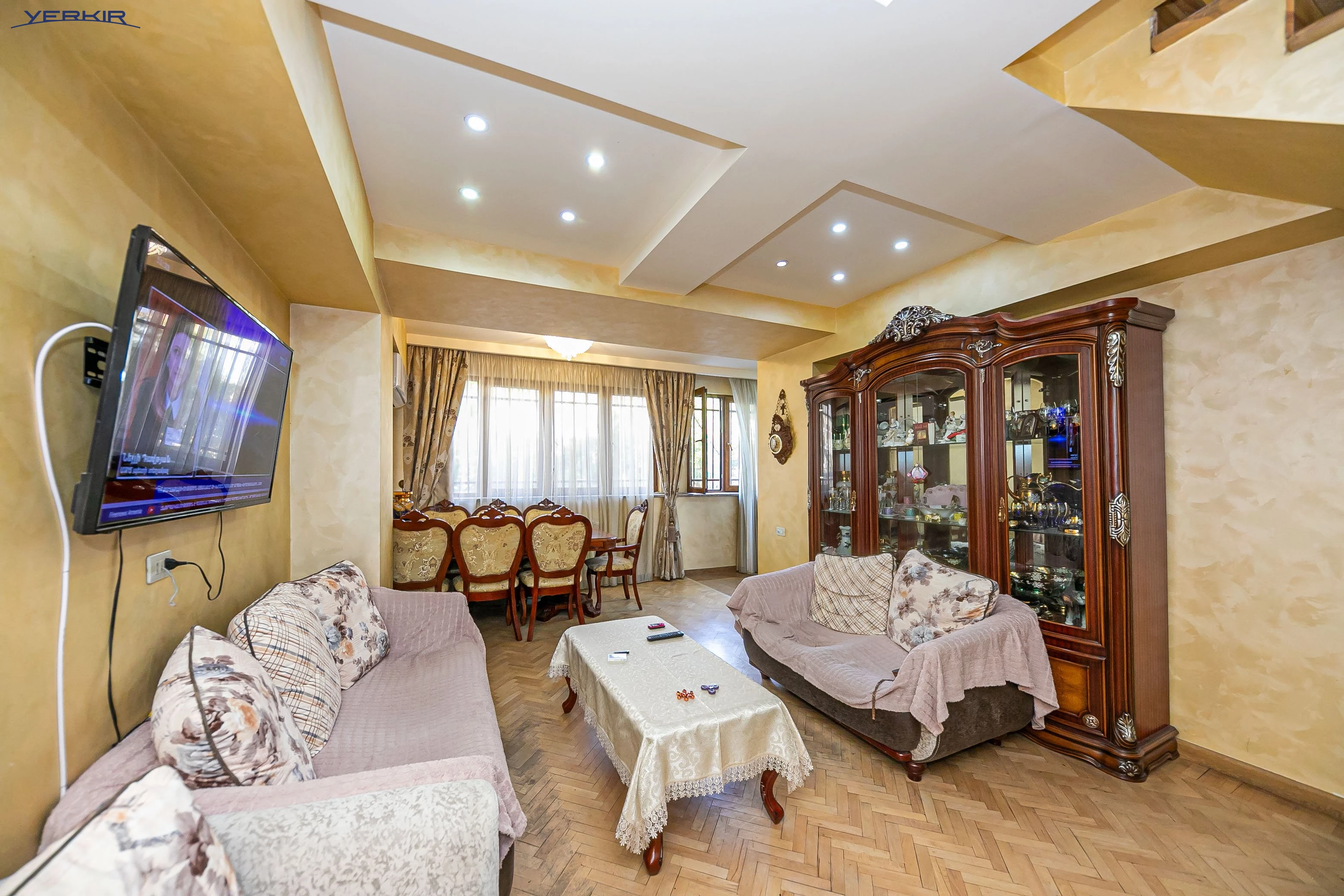 Բնակարաններ Կոդ` 9+4623806