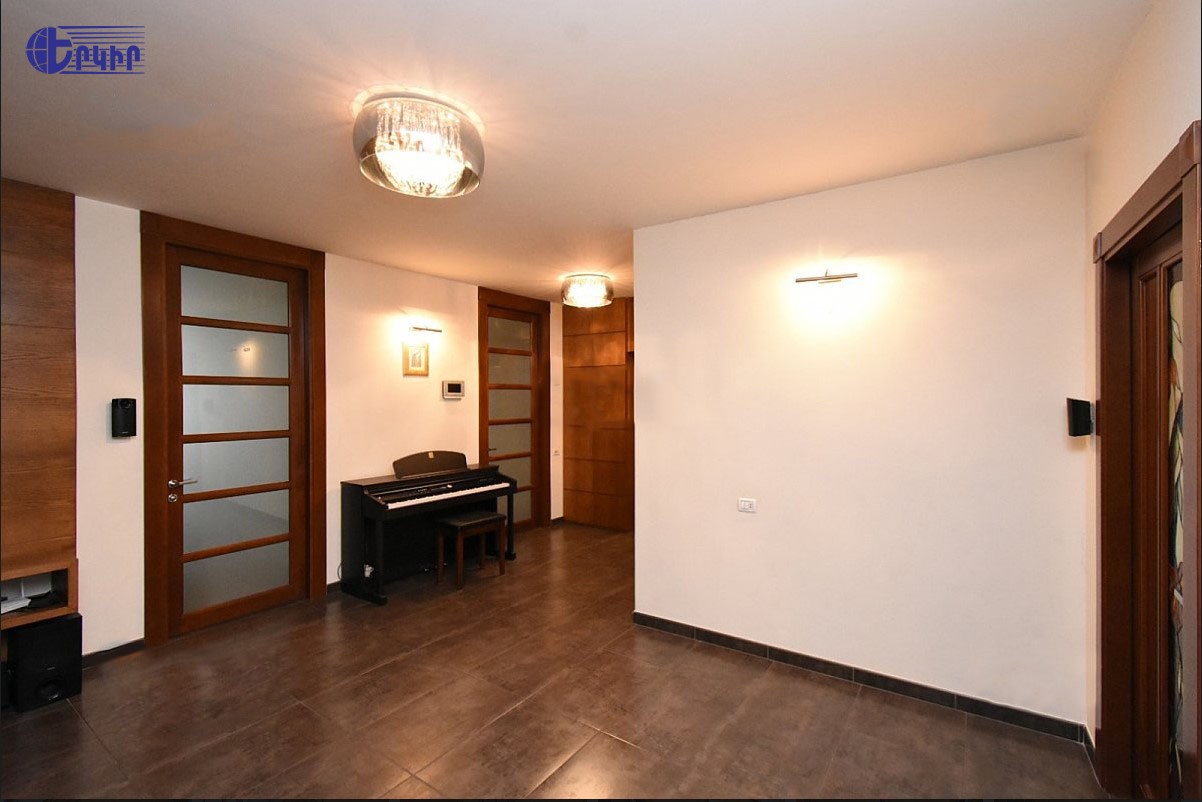 Apartments Code: 5+80354