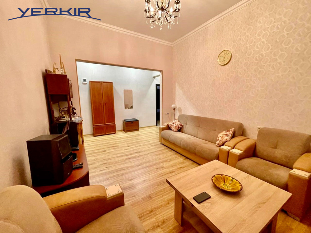 Apartments Code: 10+204508