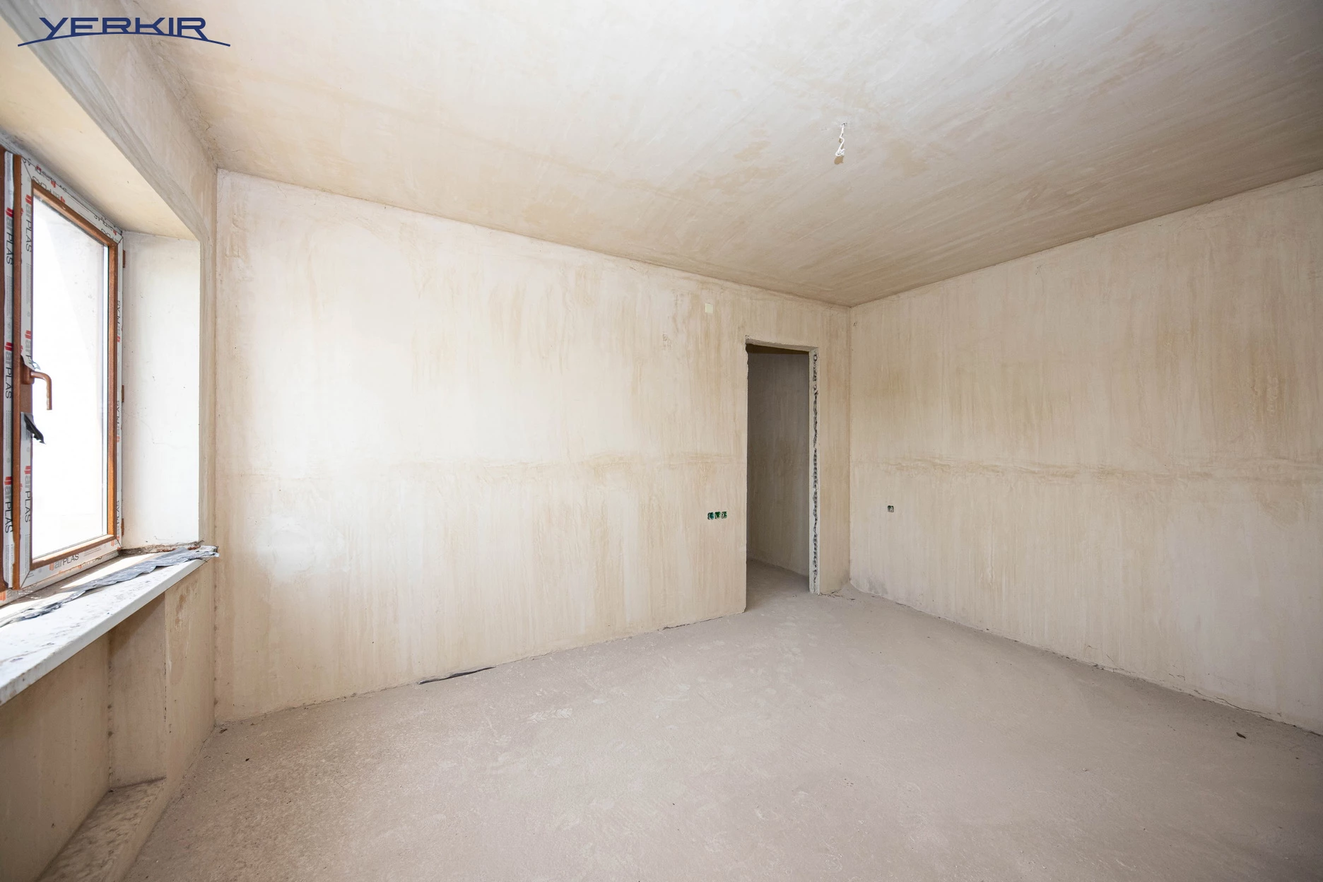 Առանձնատներ Կոդ` 4+511958