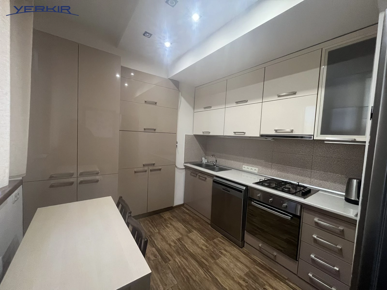 Apartments Code: 2+314923