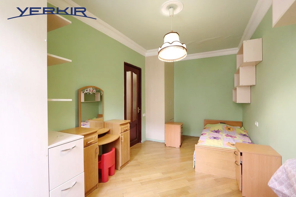 Բնակարաններ Կոդ` 4+309319