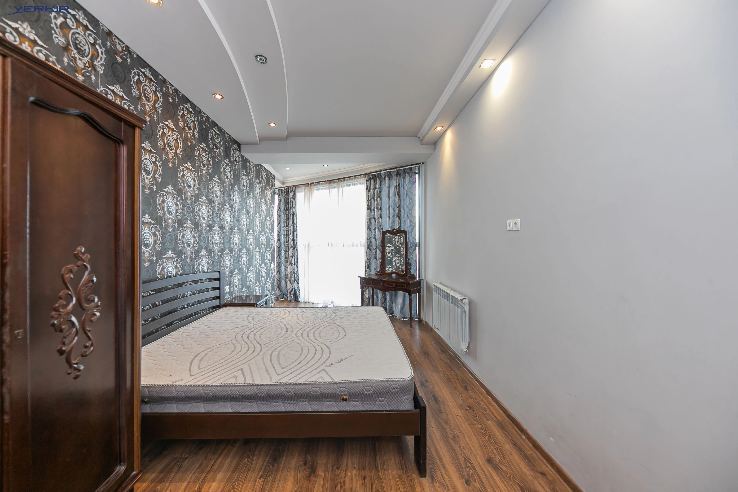 Բնակարաններ Կոդ` 5+321520