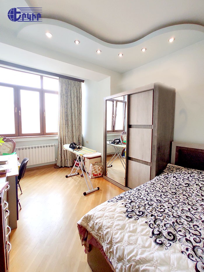 Բնակարաններ Կոդ` 10+31913