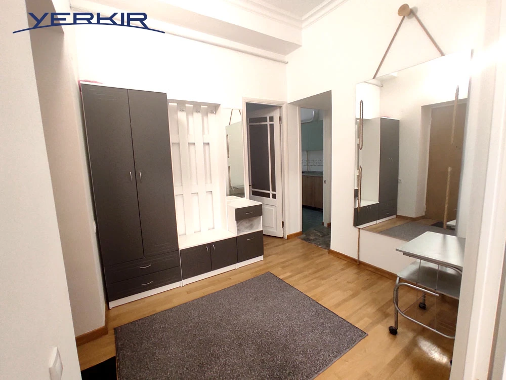 Apartments Code: 9+307426